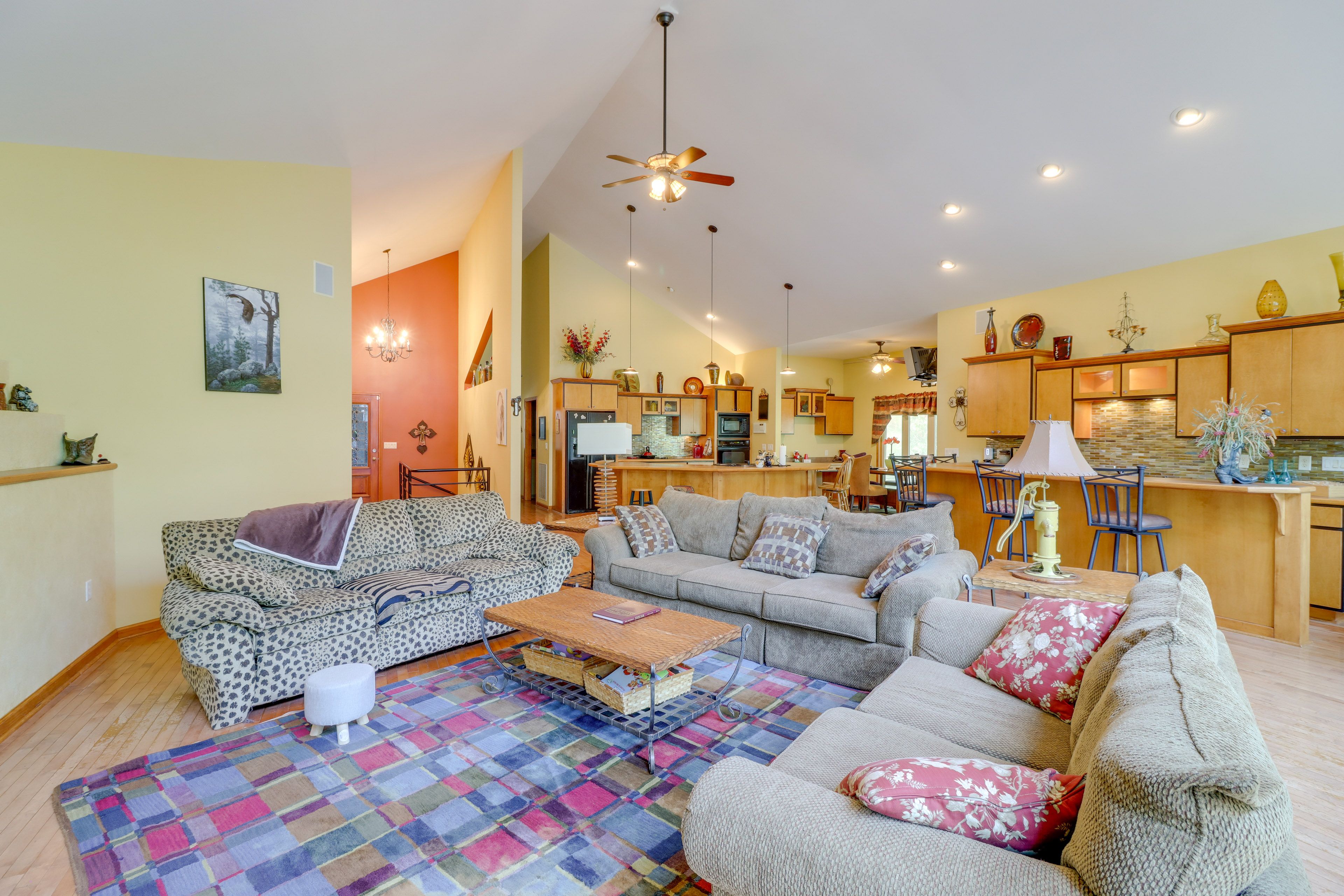 Living Room | Smart TV | Fireplace | 1st Floor