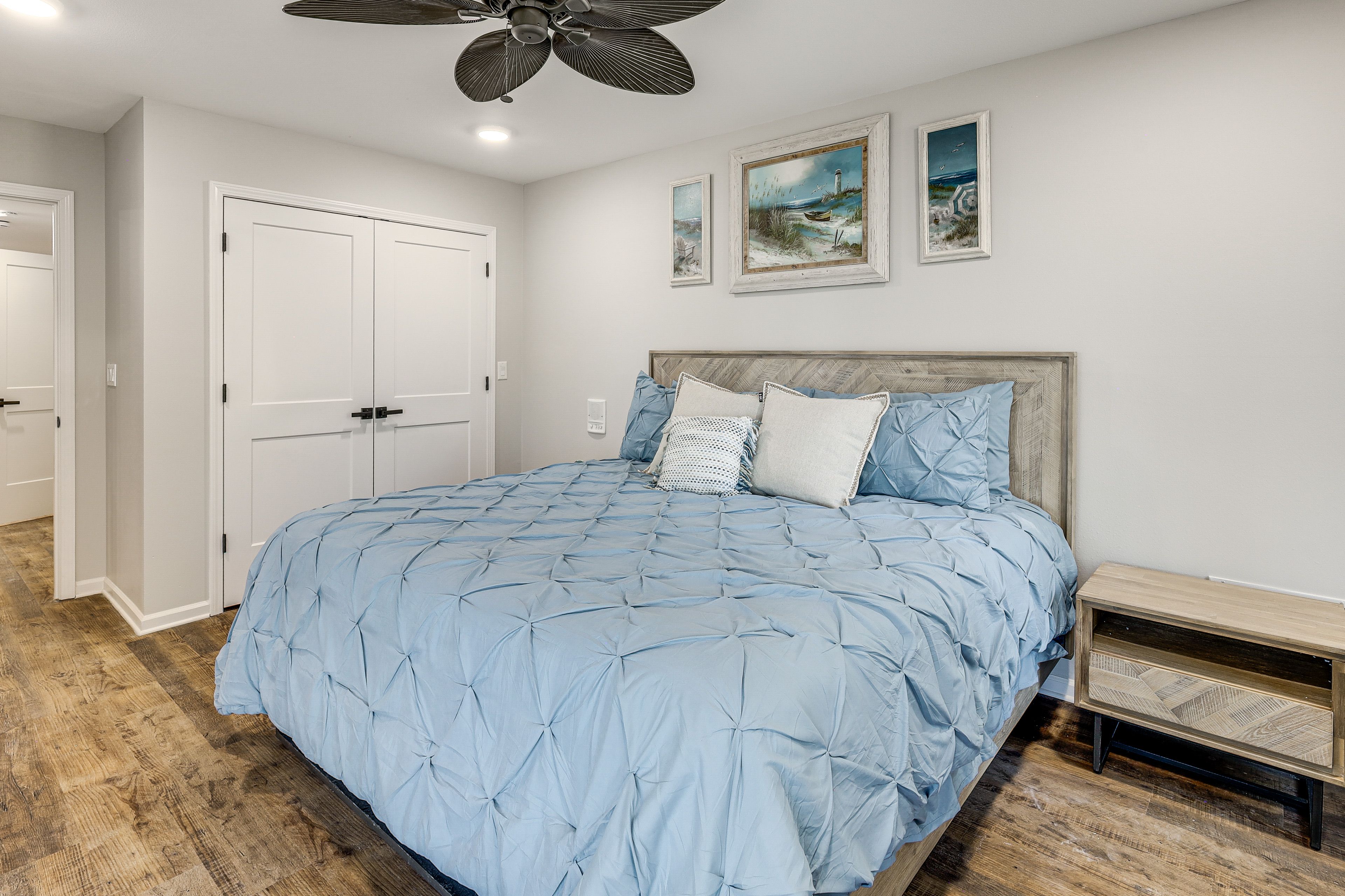 Bedroom 4 | Queen Bed | Basement