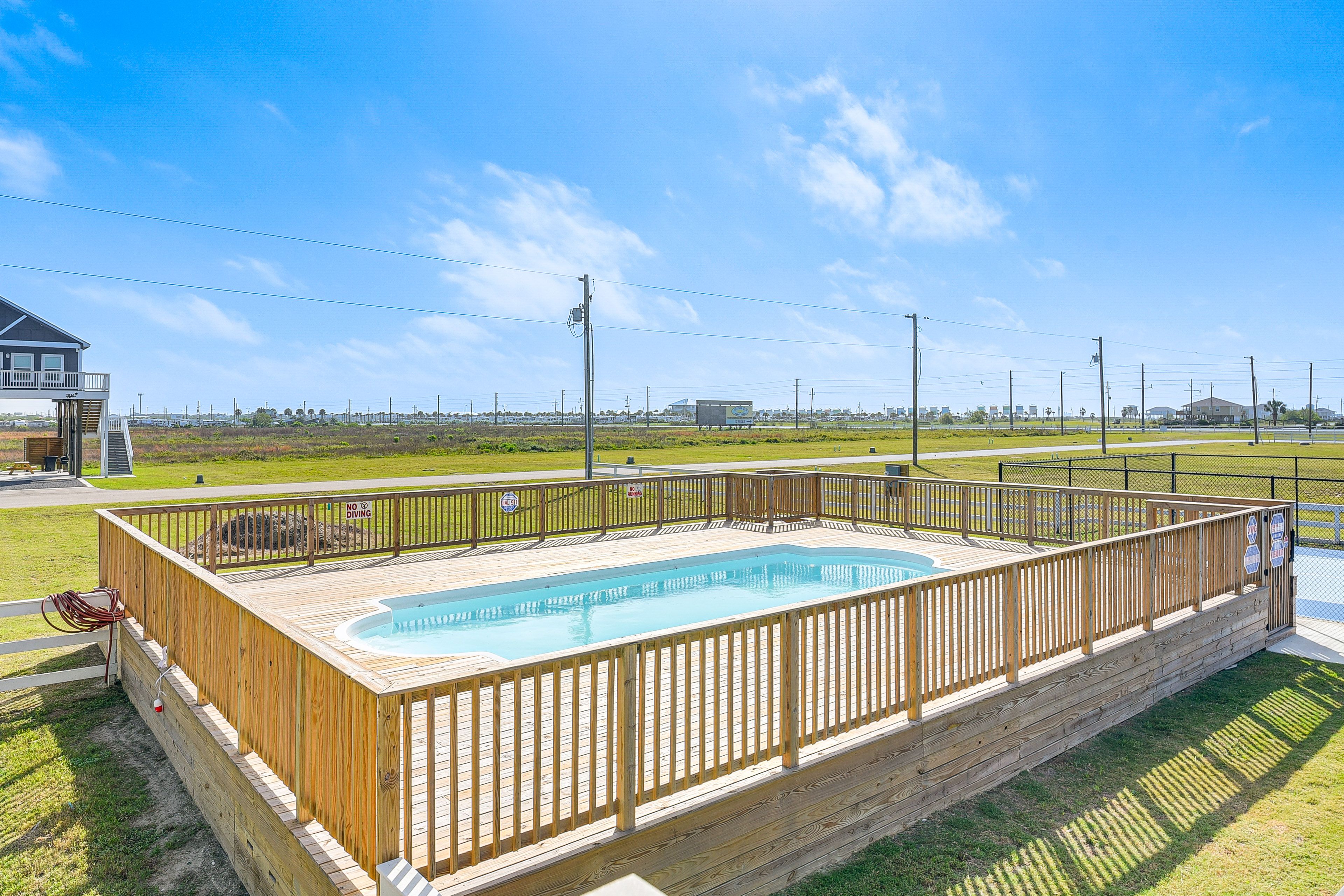 Villas at Bolivar | Community Pool