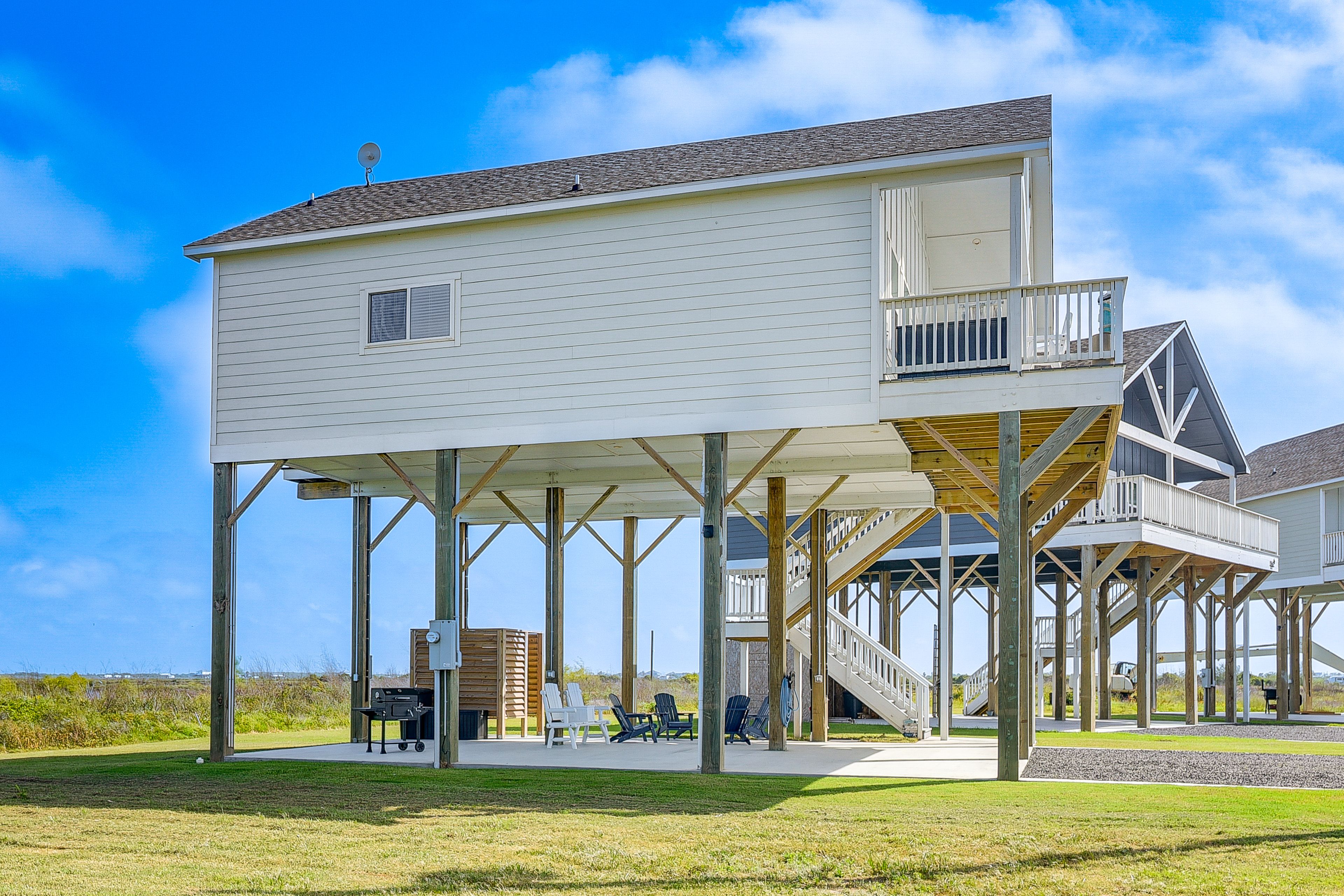 Parking | Driveway (4 Vehicles)