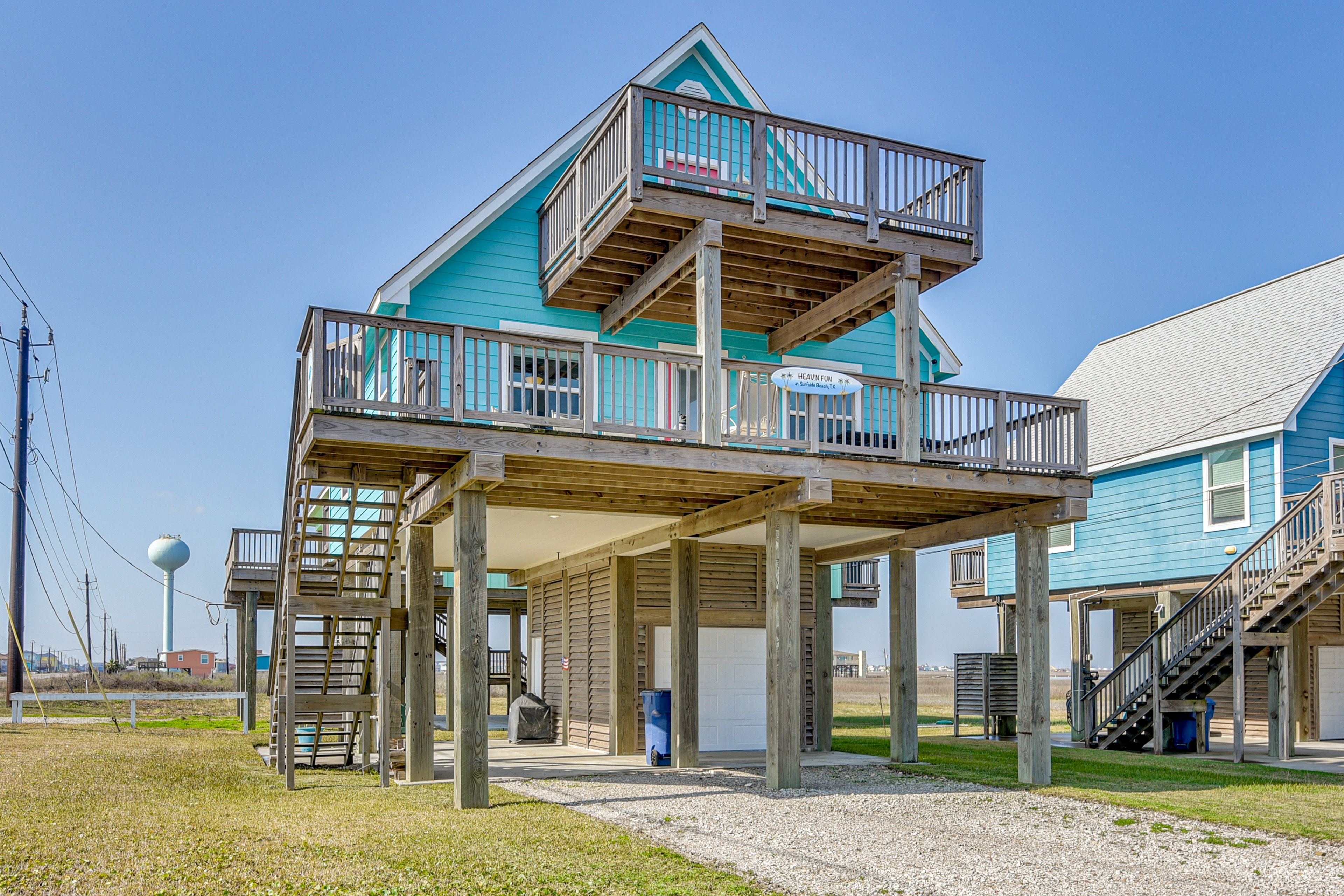Parking | Driveway (2 Vehicles) | Street Parking (First-Come, First-Served)