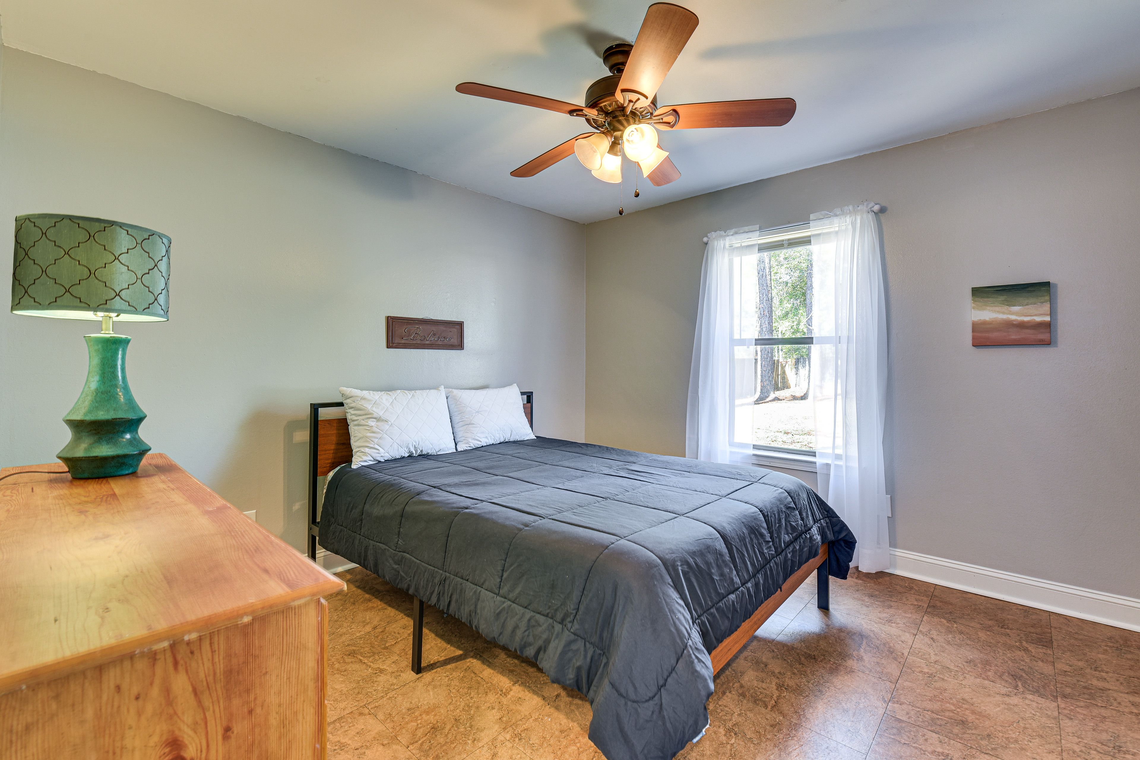 Bedroom 3 | Queen Bed