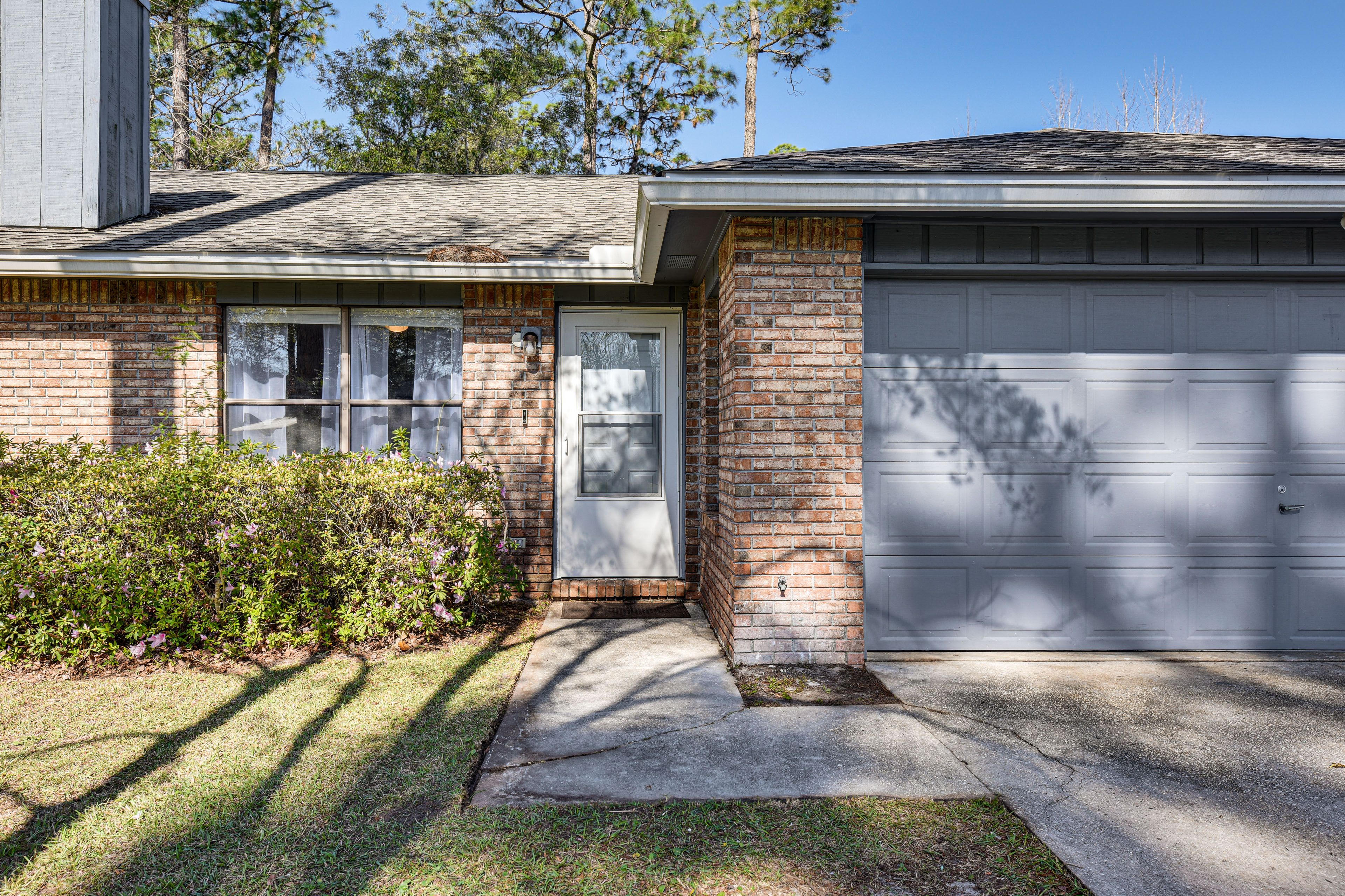 Parking | Garage (1 Vehicle) | Driveway (2 Vehicles)