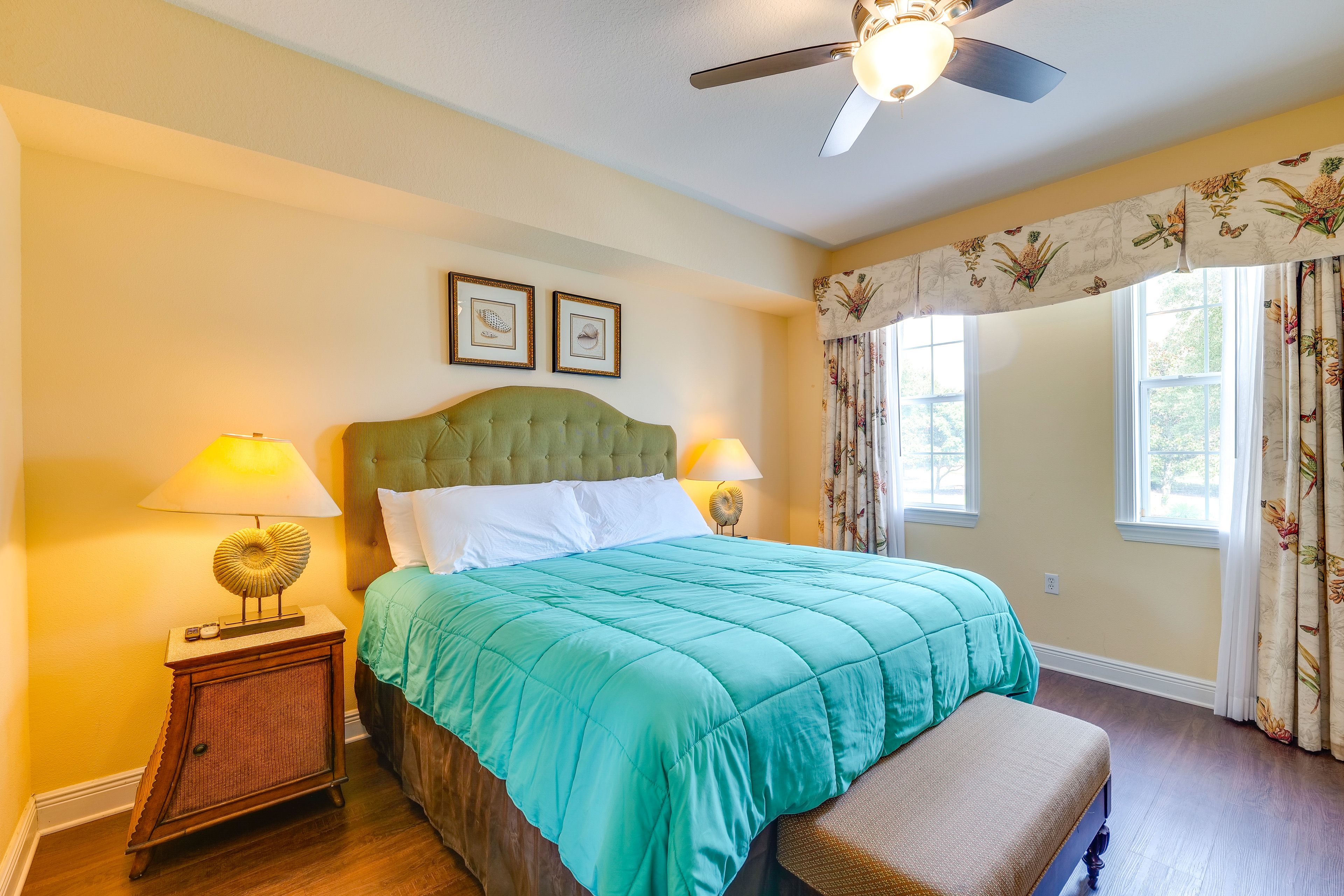 Bedroom 2 | King Bed