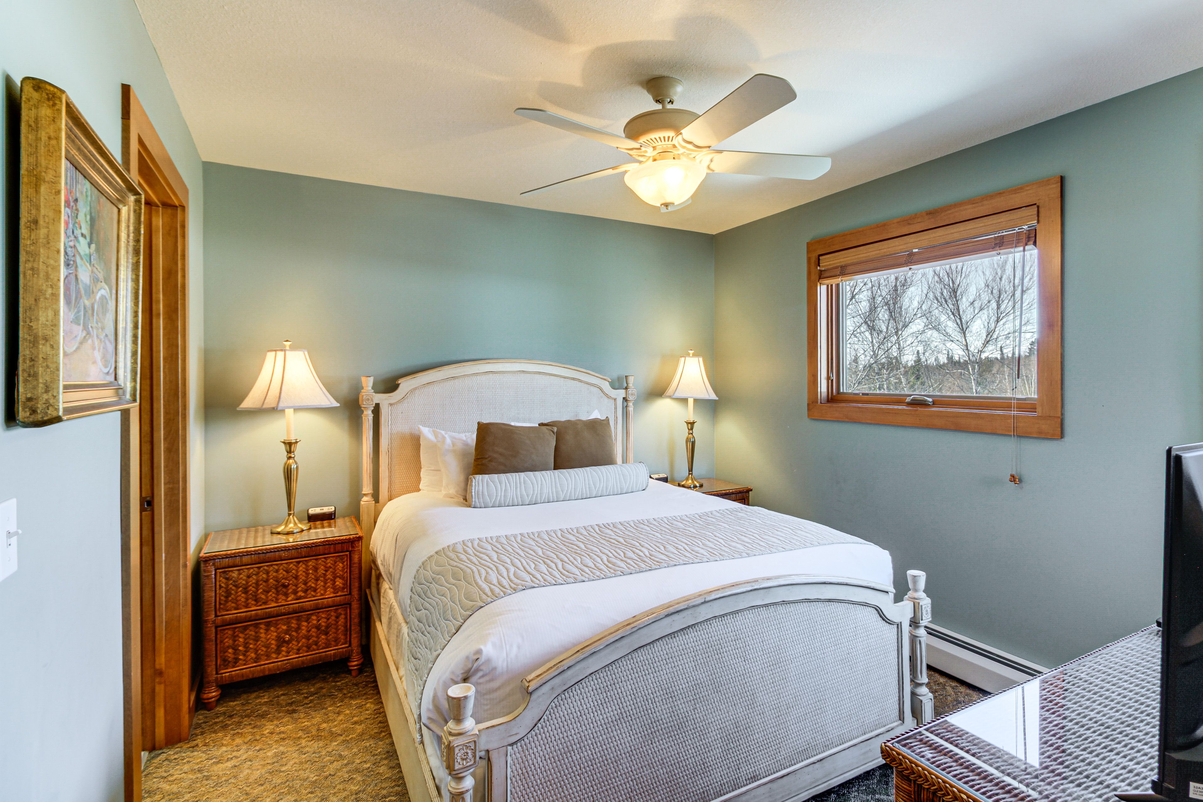 Bedroom 2 | Queen Bed | 2nd Floor