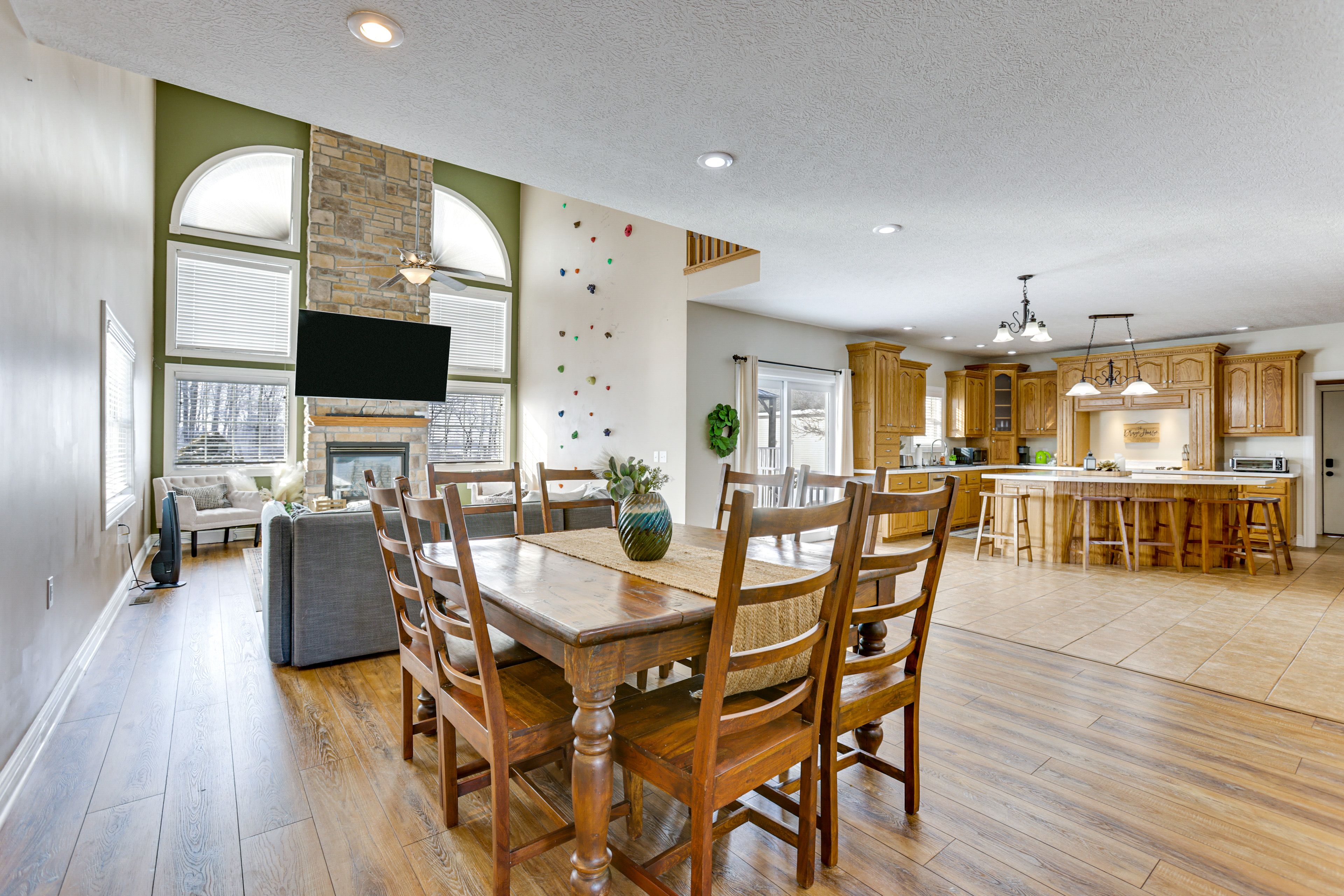 Dining Area | 1st Floor