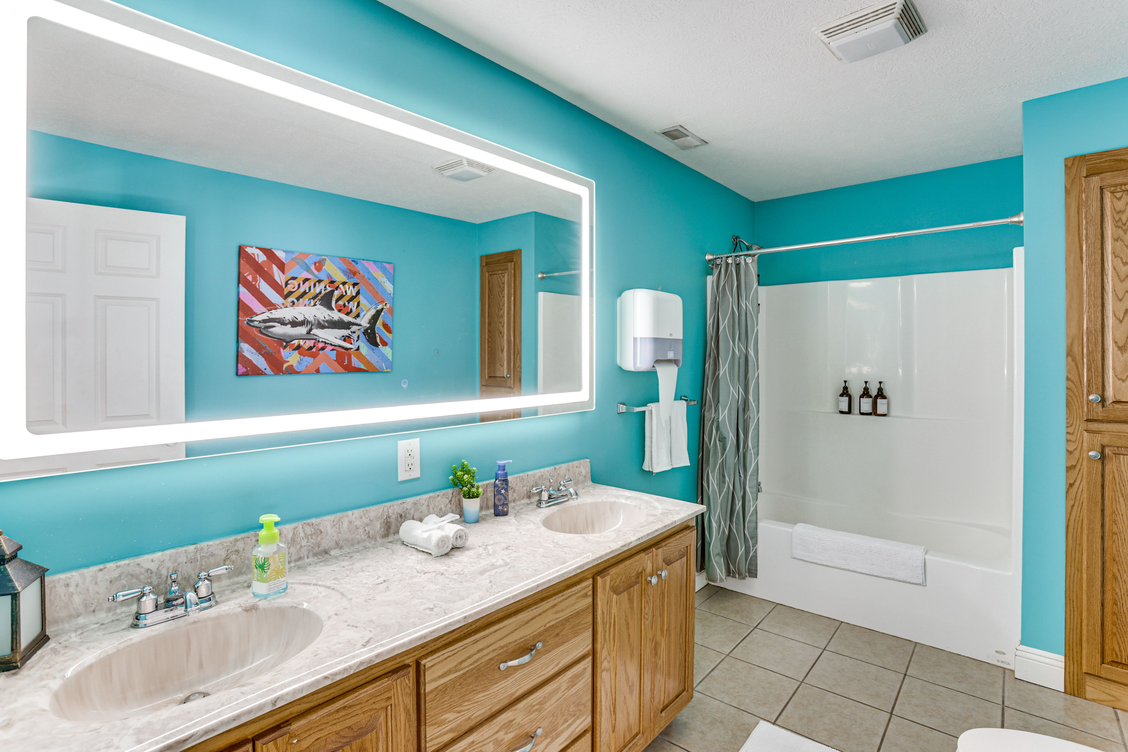 Bathroom | 2nd Floor