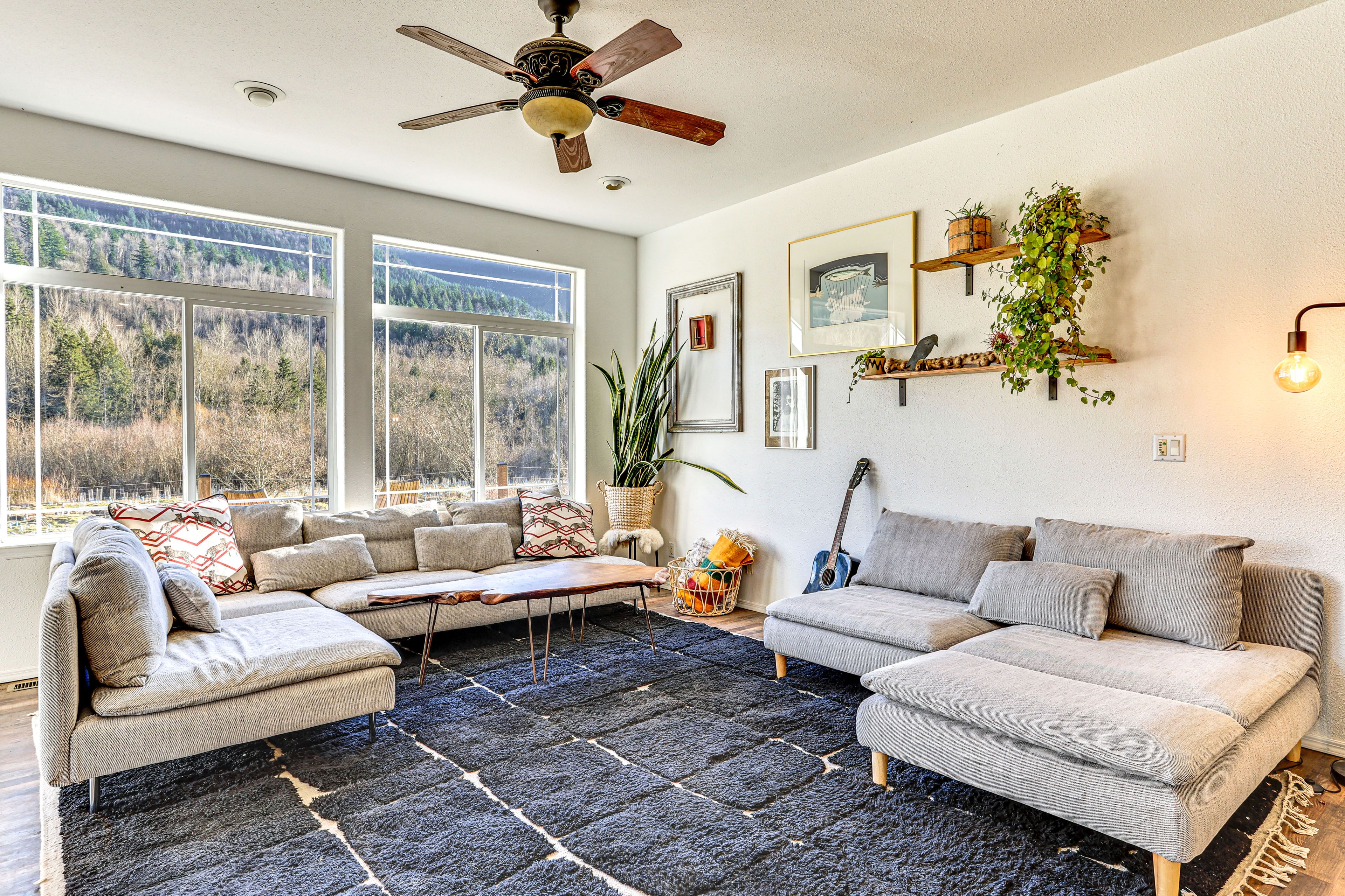 Living Room | Wood-Burning Stove (Wood Provided)