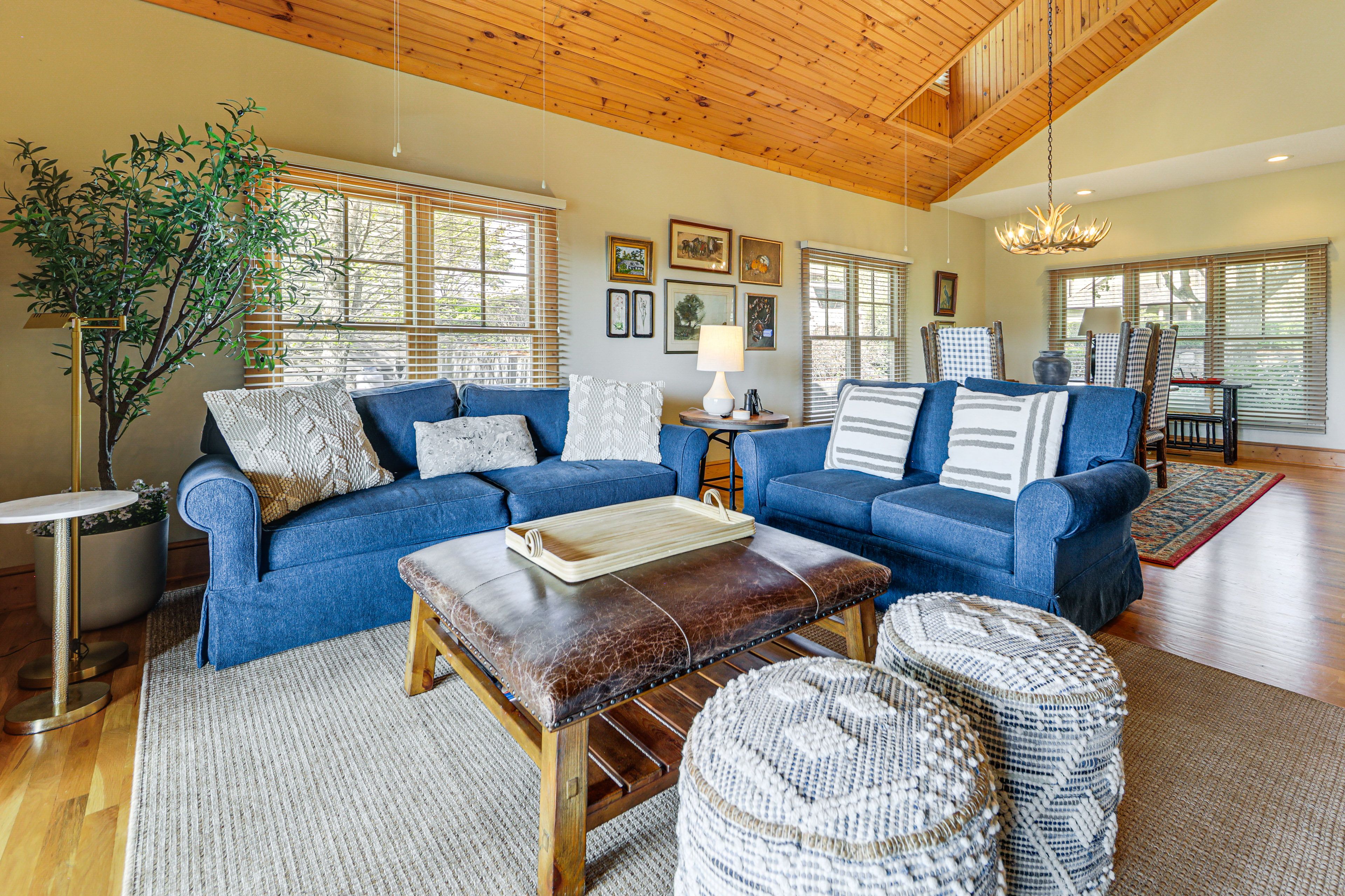 Living Room | 1st Floor
