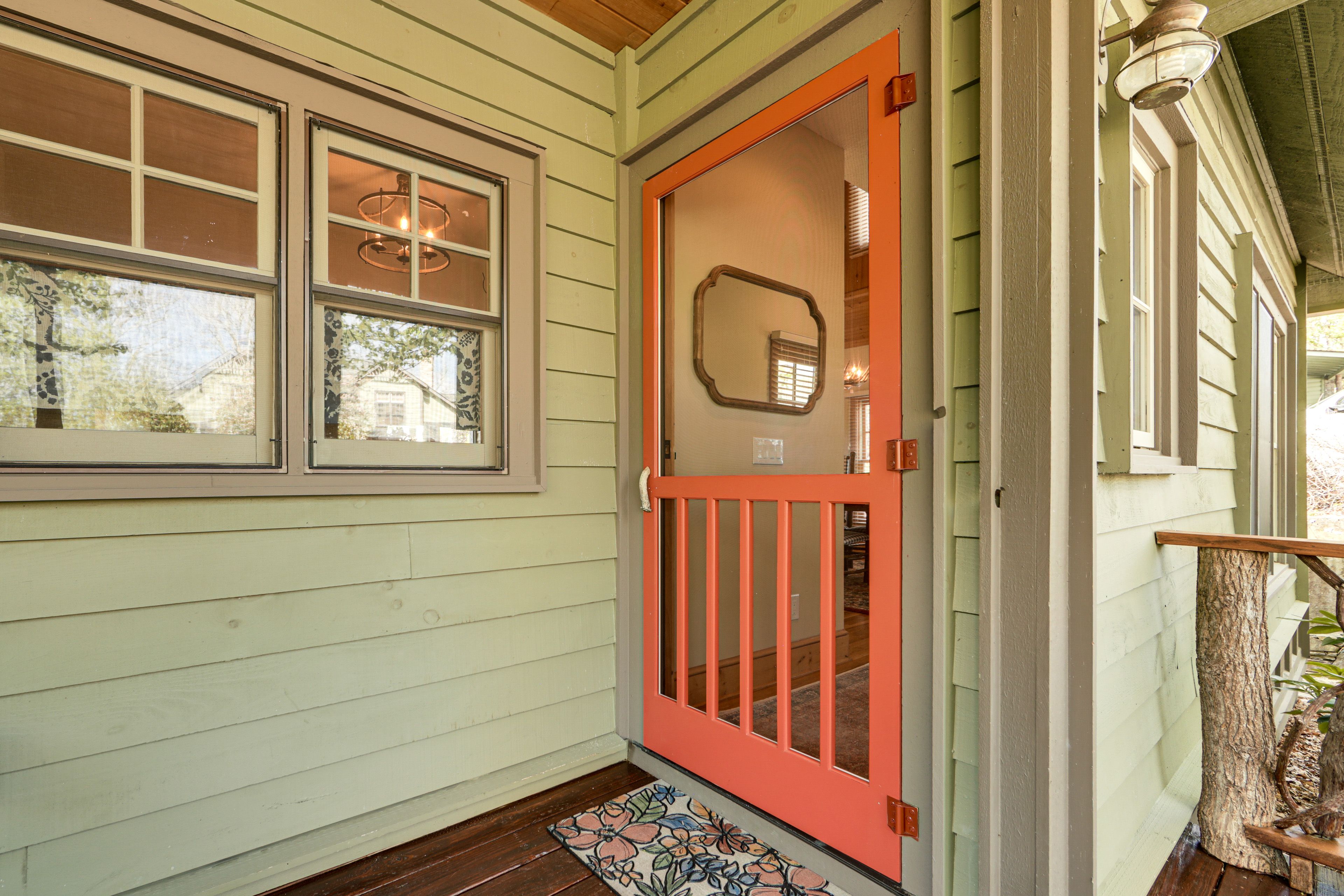 Private Entrance