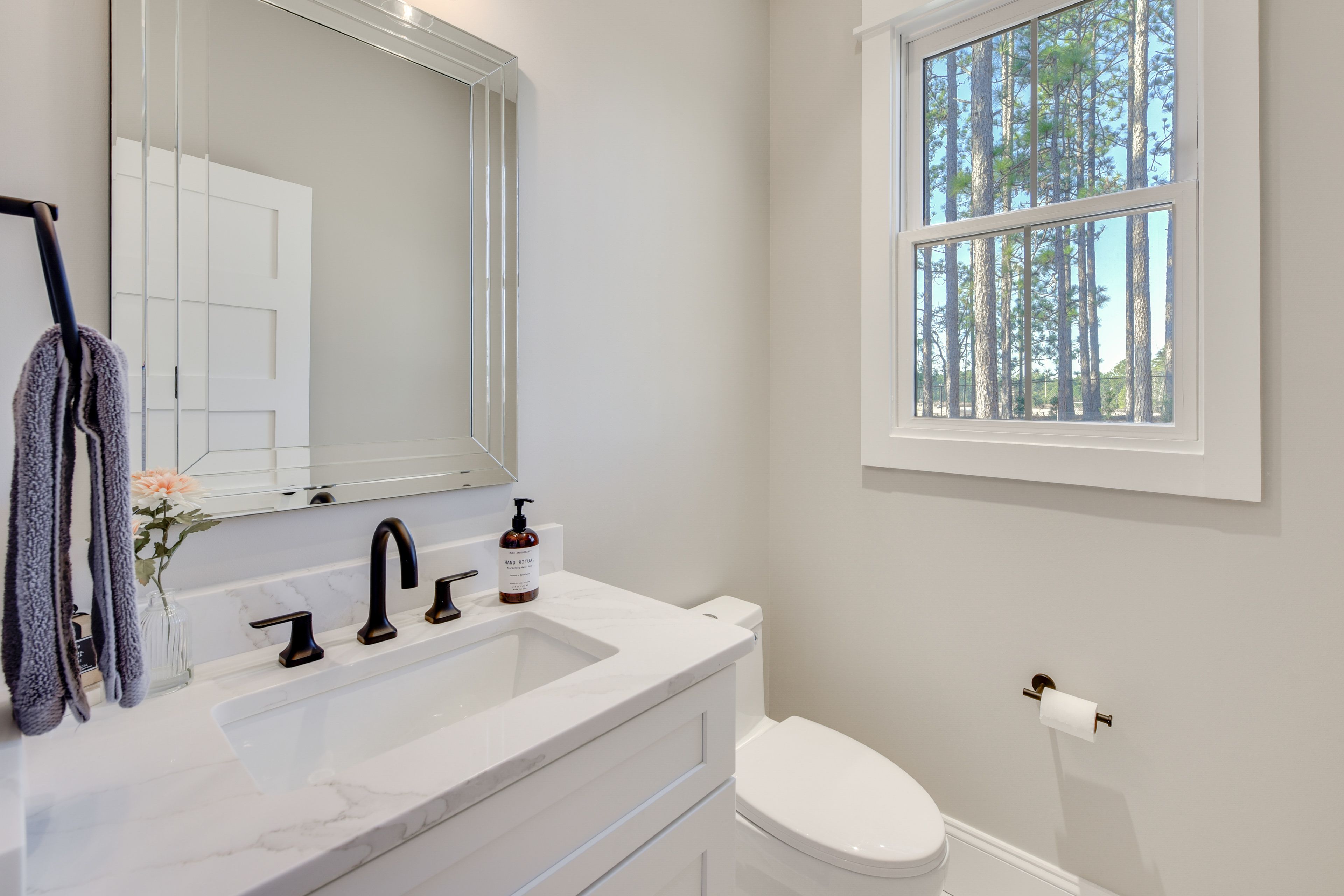 Half Bathroom | 1st Floor