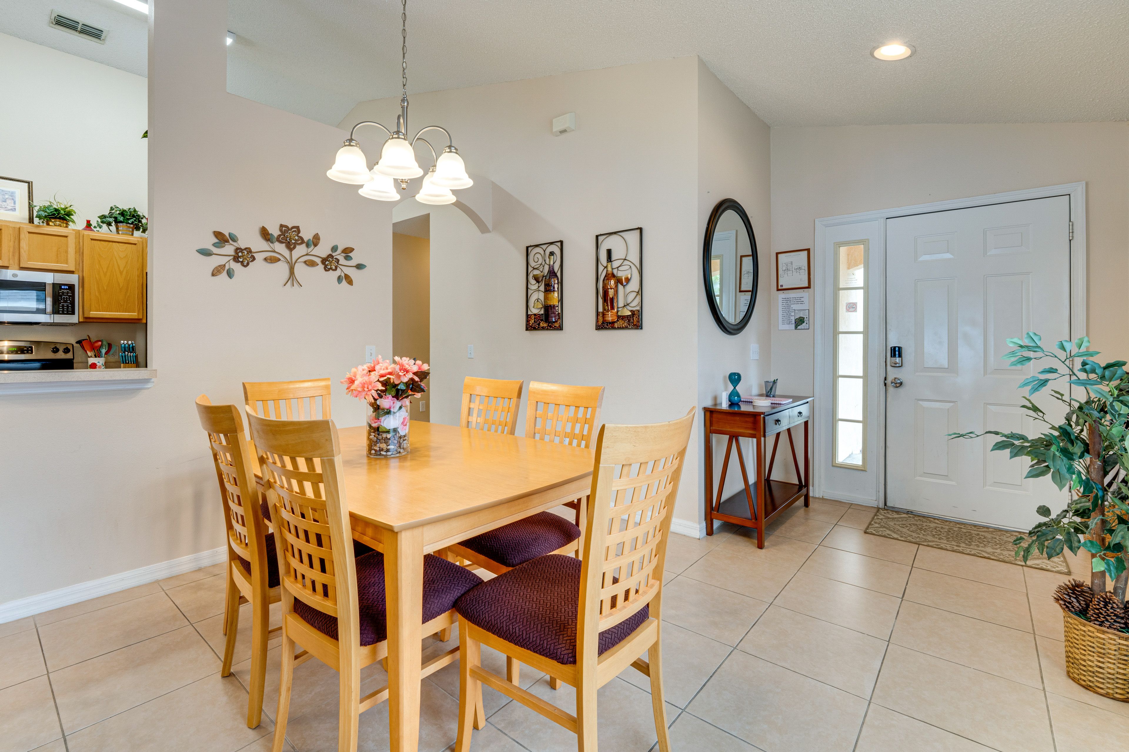 Additional Dining Area