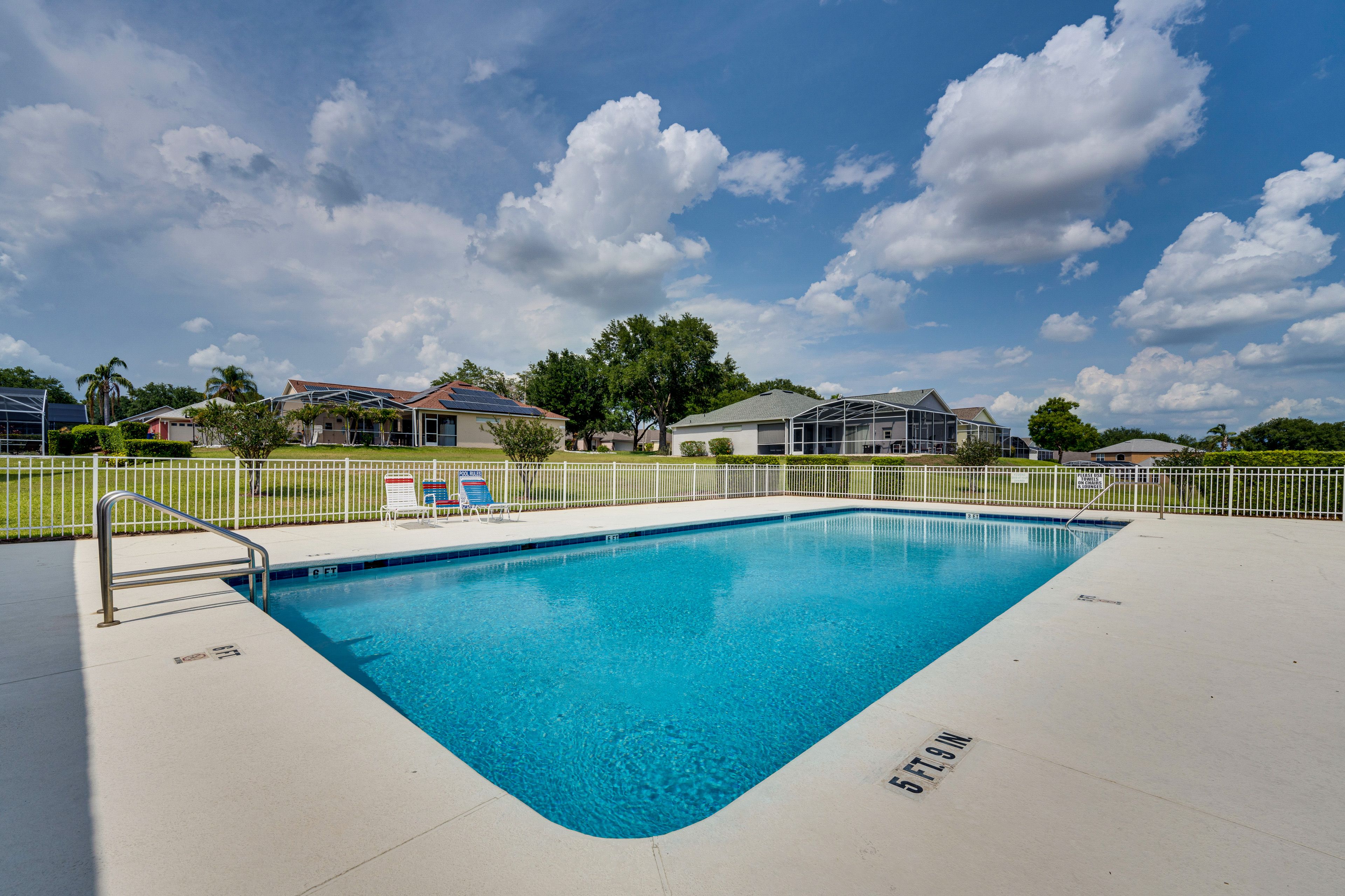 Southern Dunes Golf & Country Club | Community Amenities | Outdoor Pool