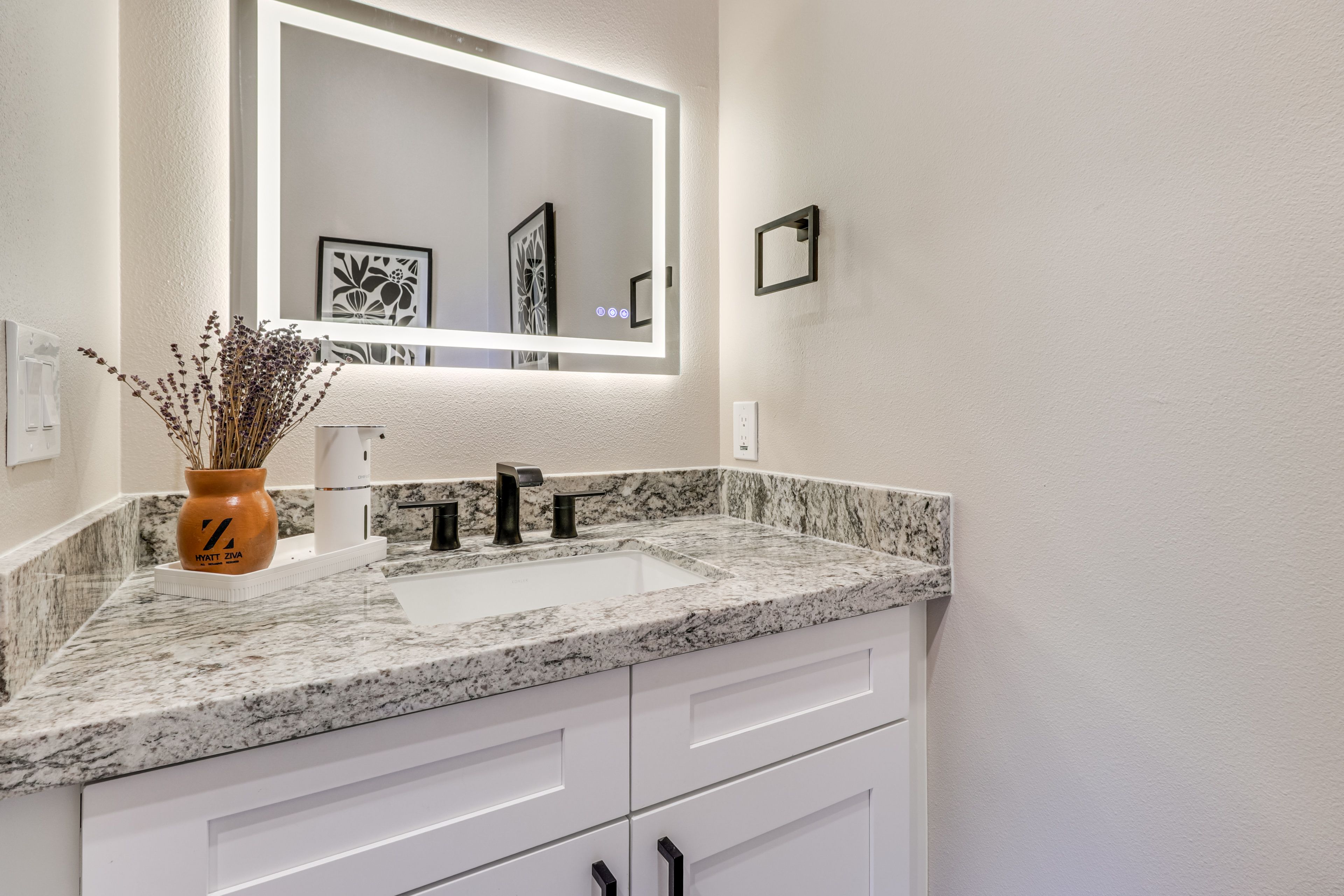 Half Bathroom | 1st Floor