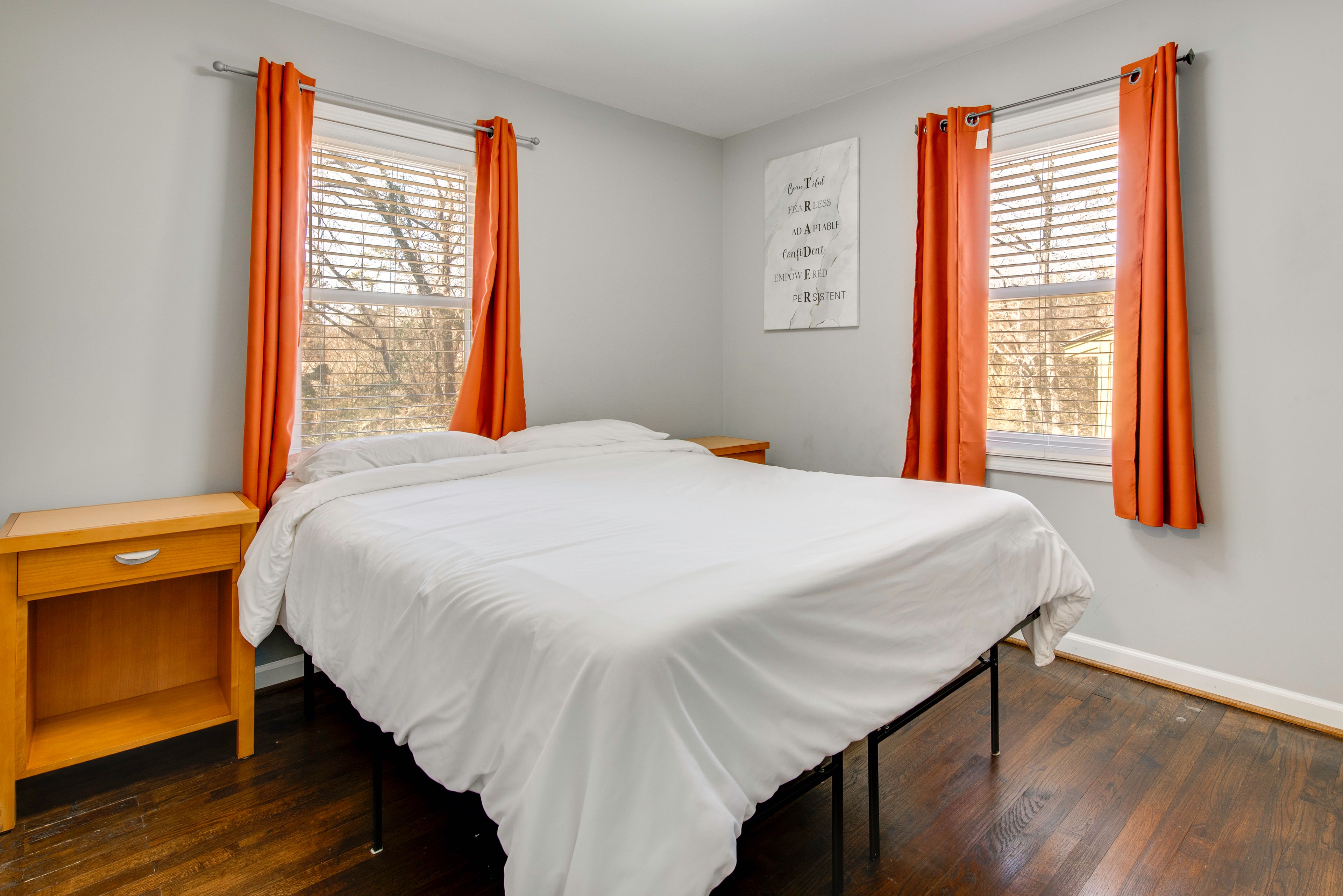 Bedroom 3 | Queen Bed