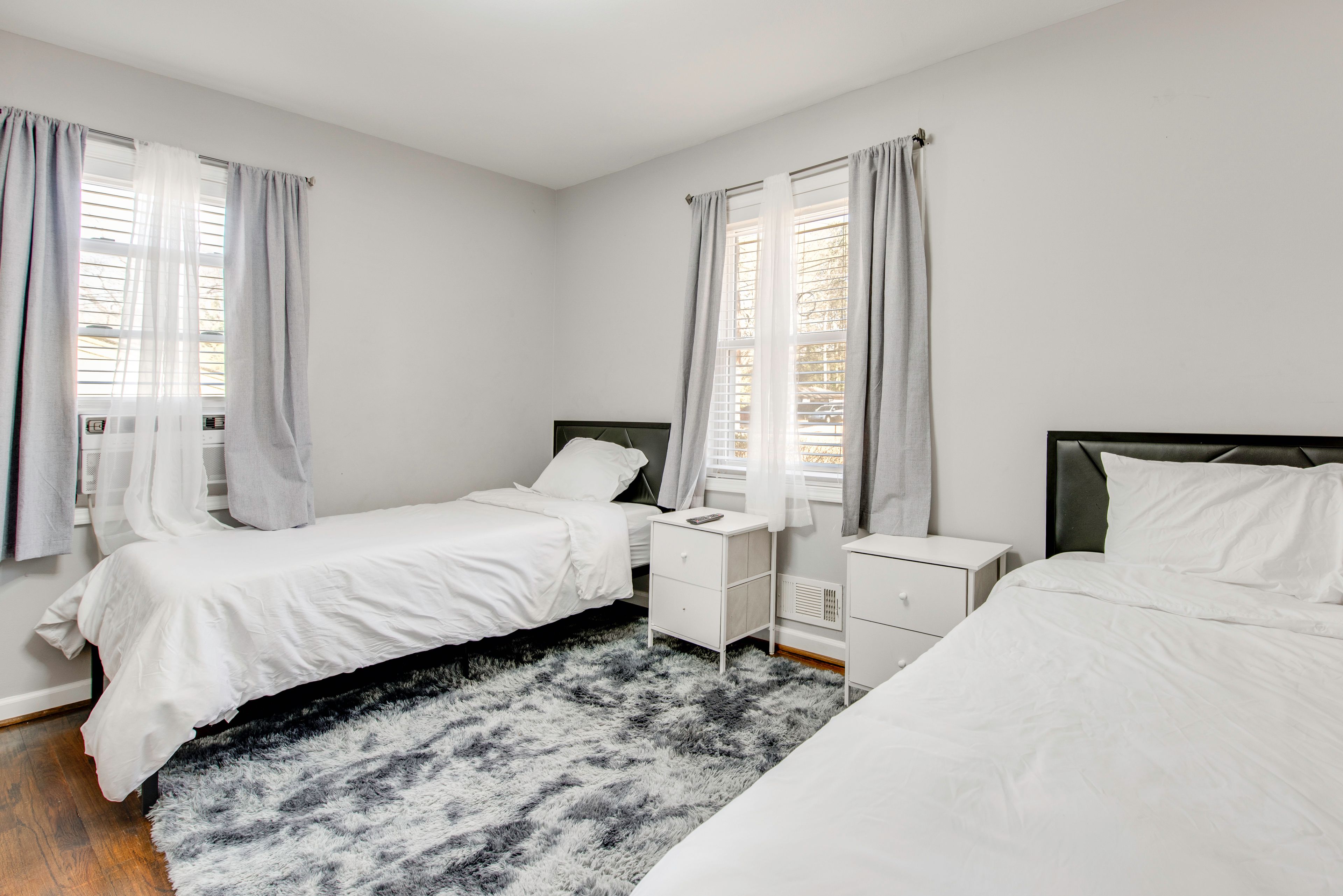 Bedroom 4 | 2 Twin Beds