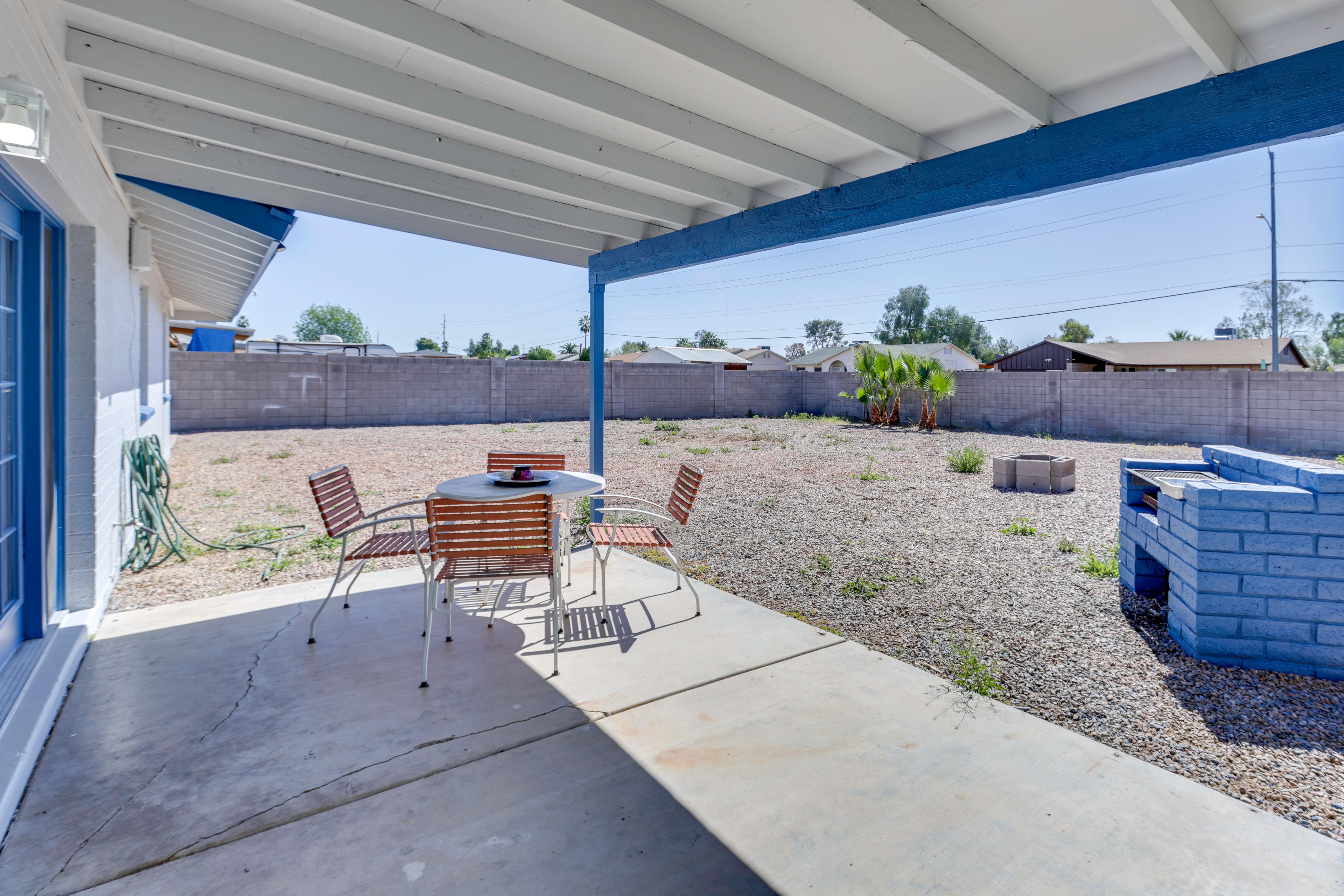 Covered Patio | Outdoor Dining