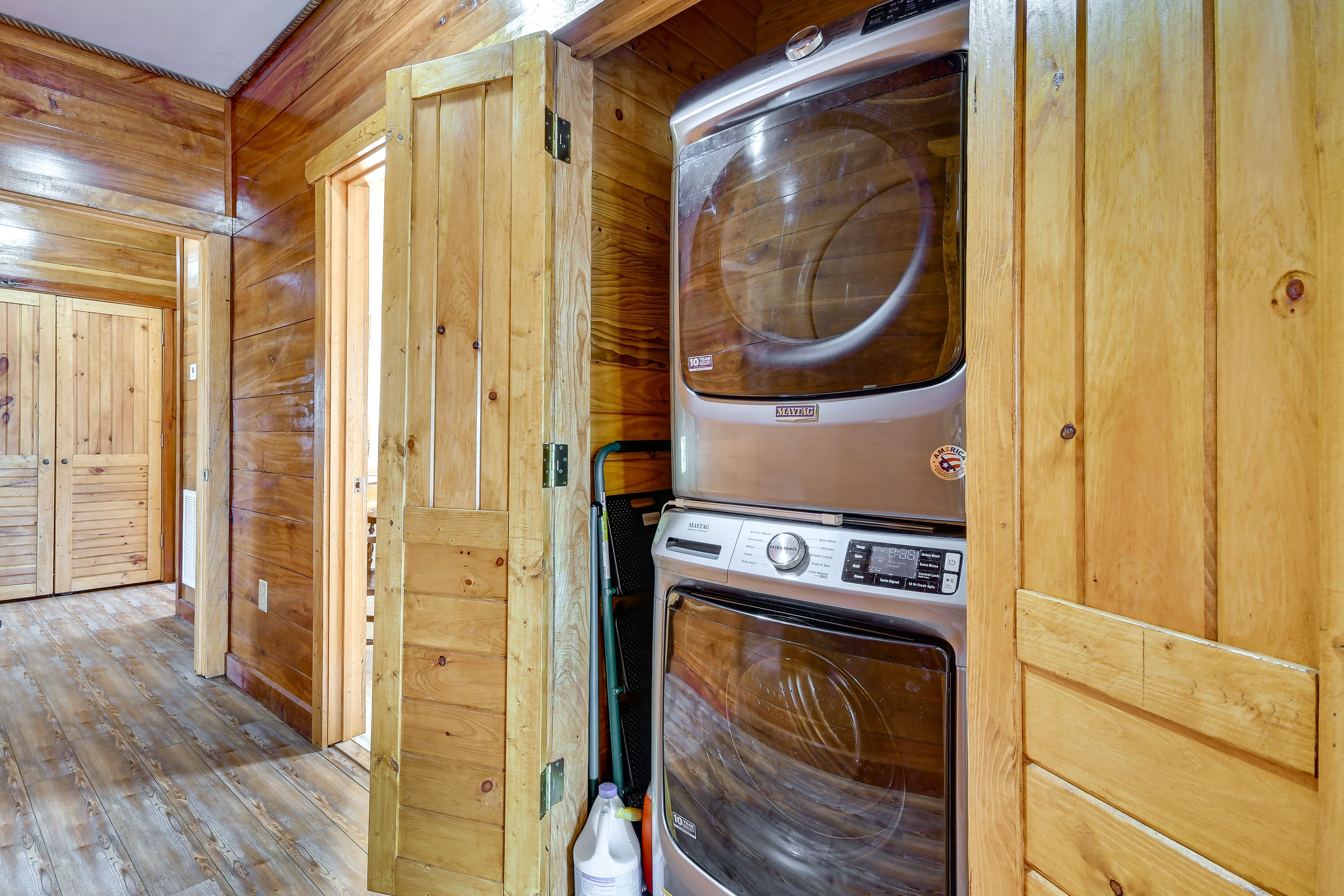 Washer/Dryer | 1st Floor