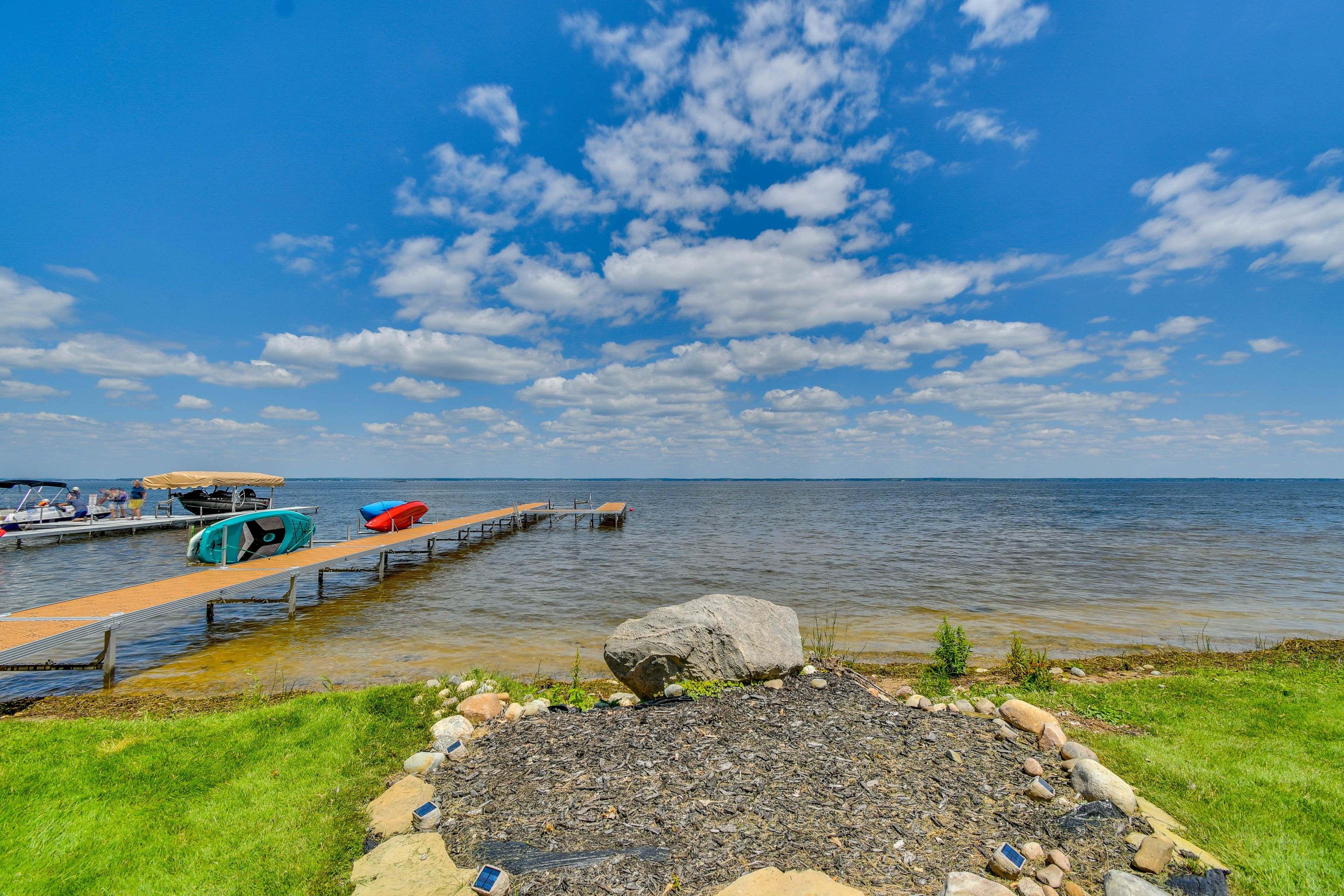 Lake Access | Private Dock