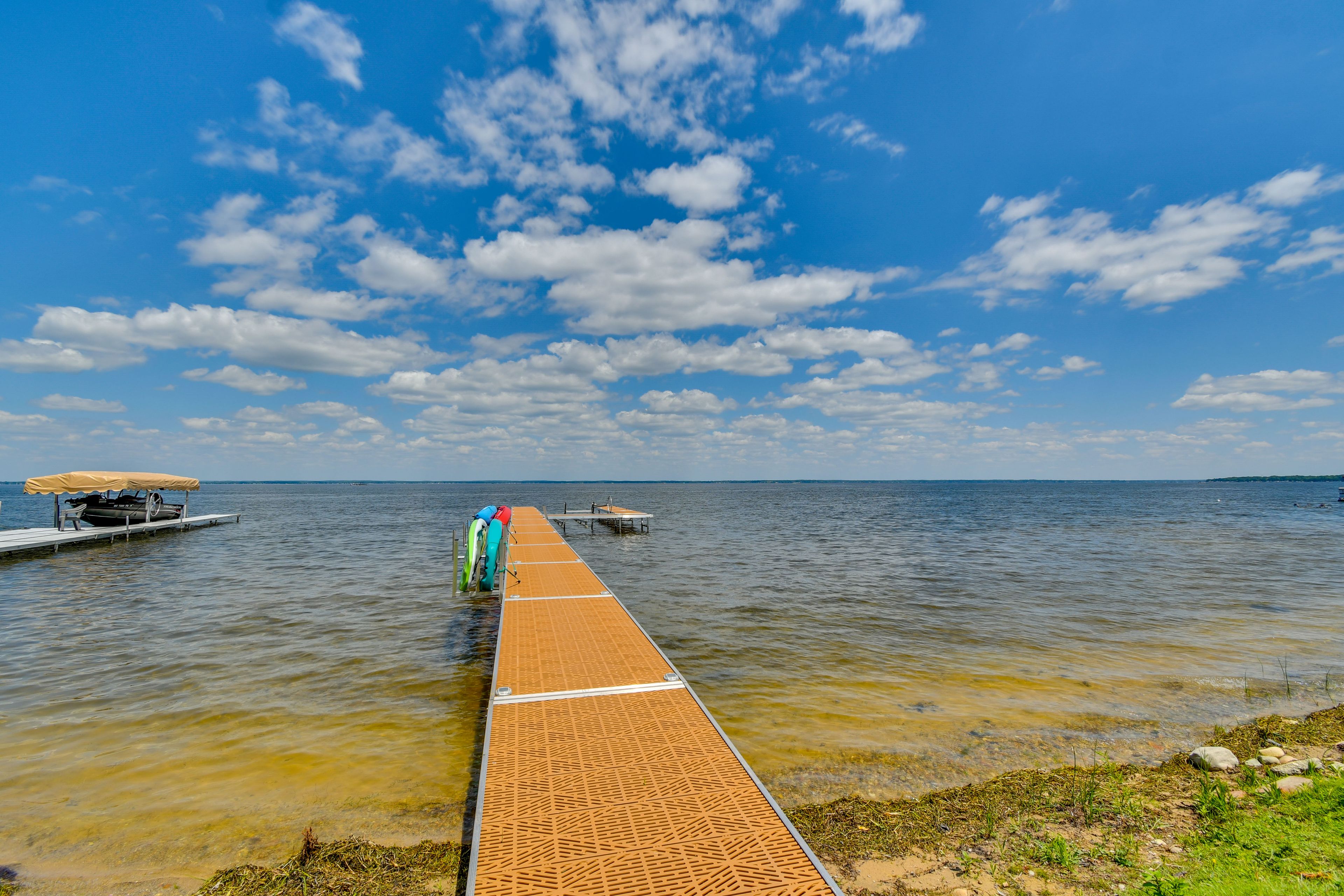 Private Dock | Lake Access | Kayaks | Spacious Yard