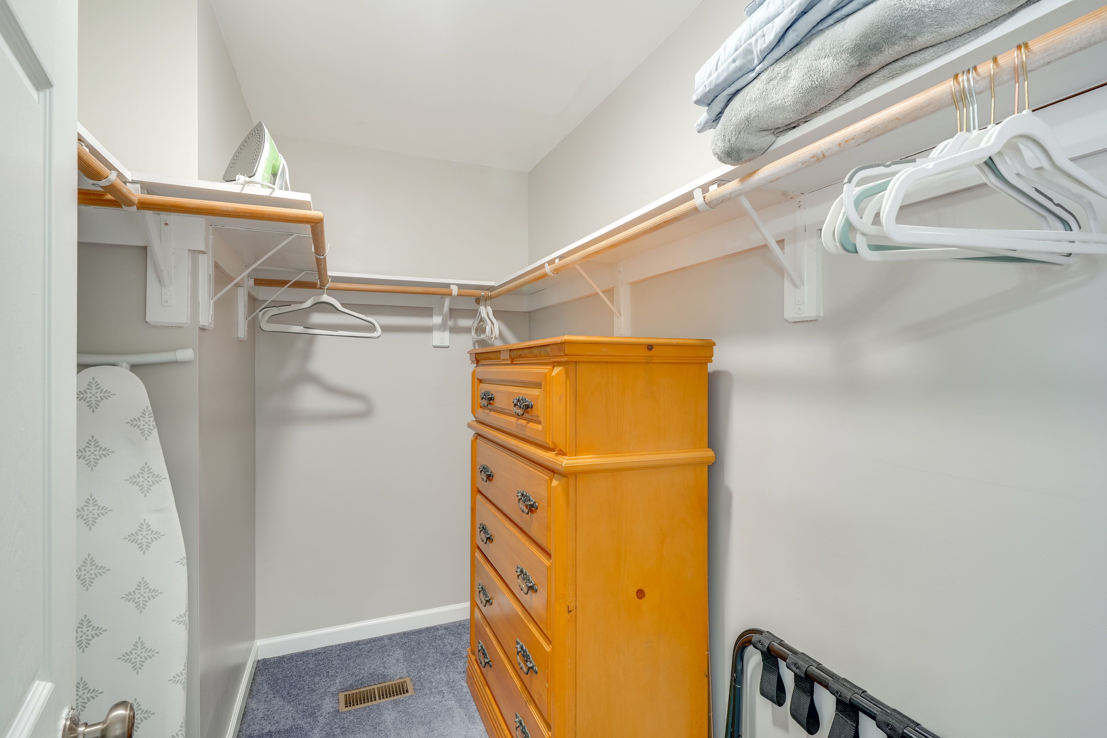 Walk-In Closet | Bedroom 1