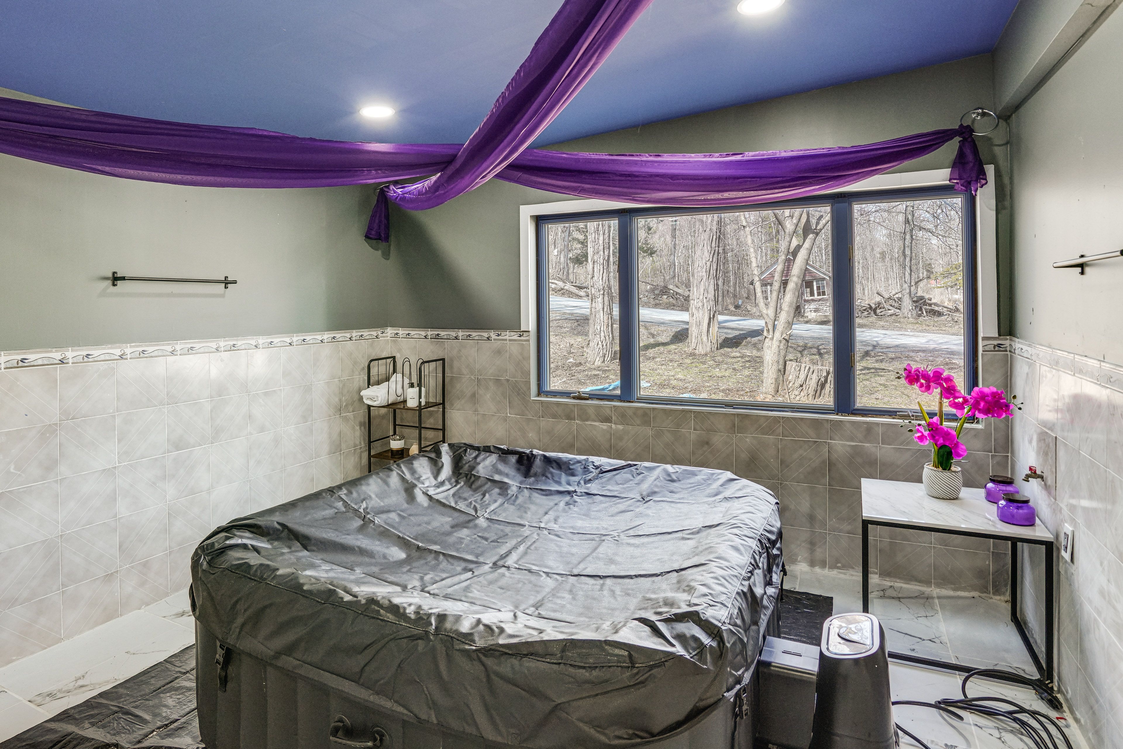 Spa Room | Hot Tub | Sauna | 1st Floor