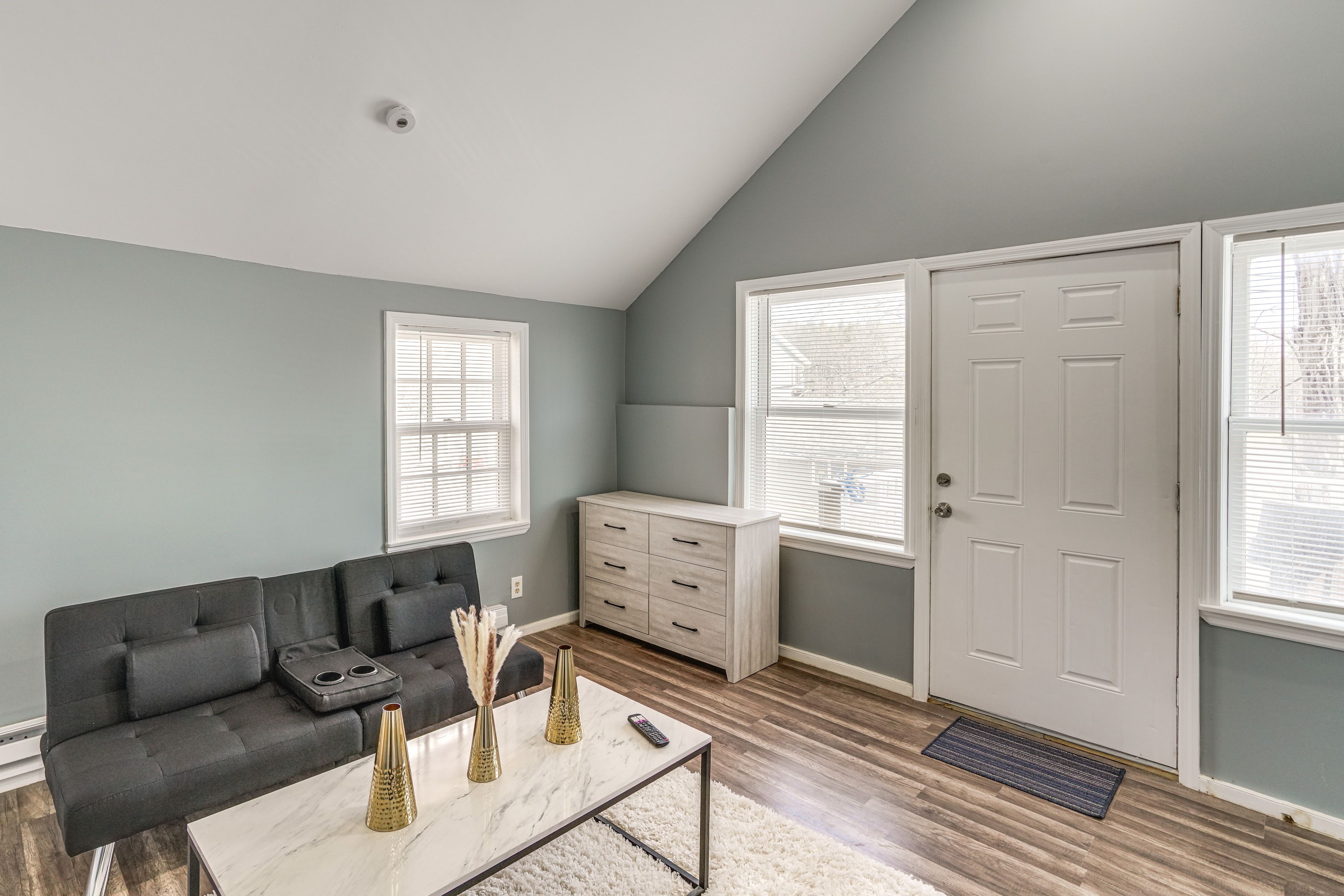 Bedroom 3 | Full Futon | Queen Bed | 2nd Floor