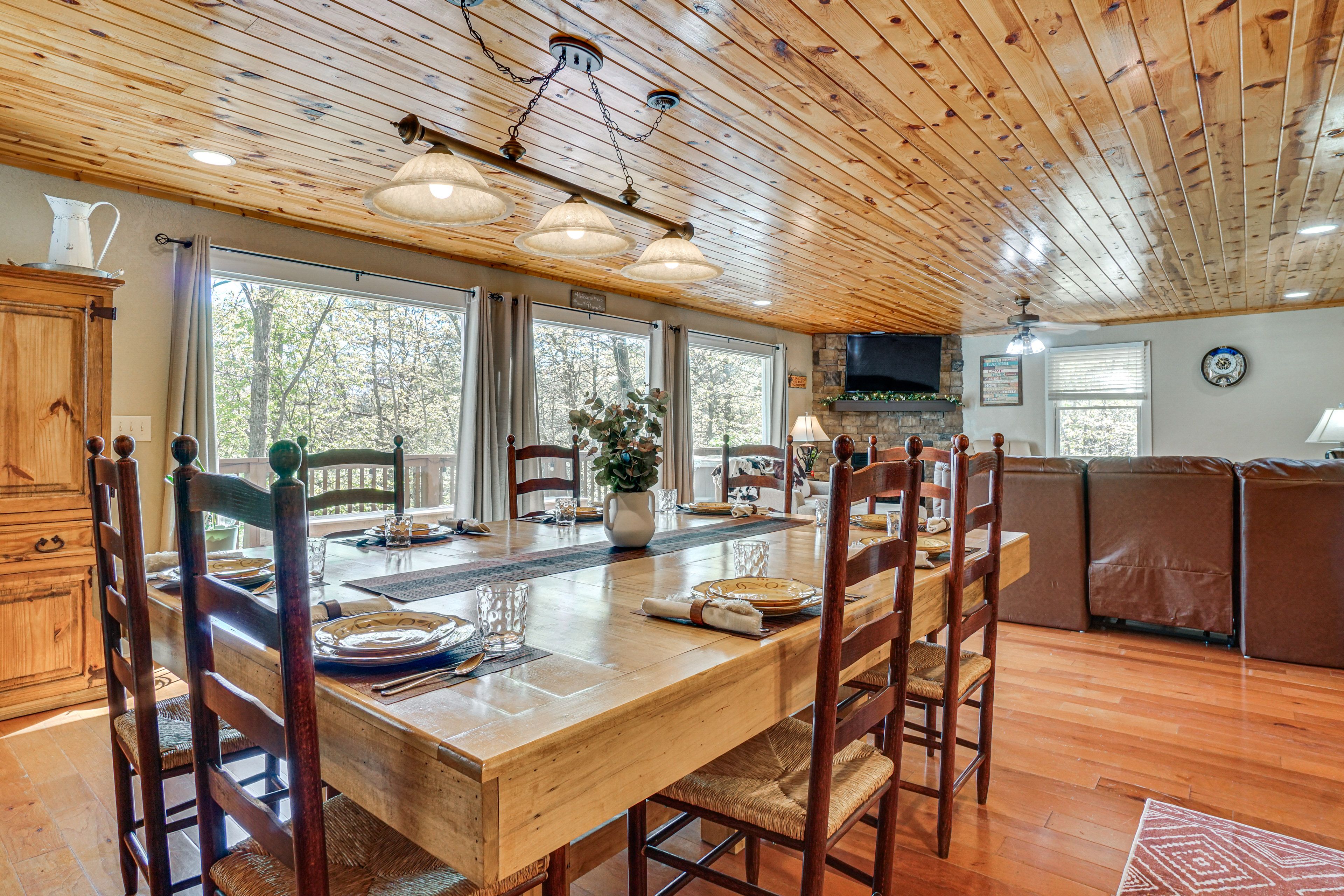 Dining Area | 1st Floor