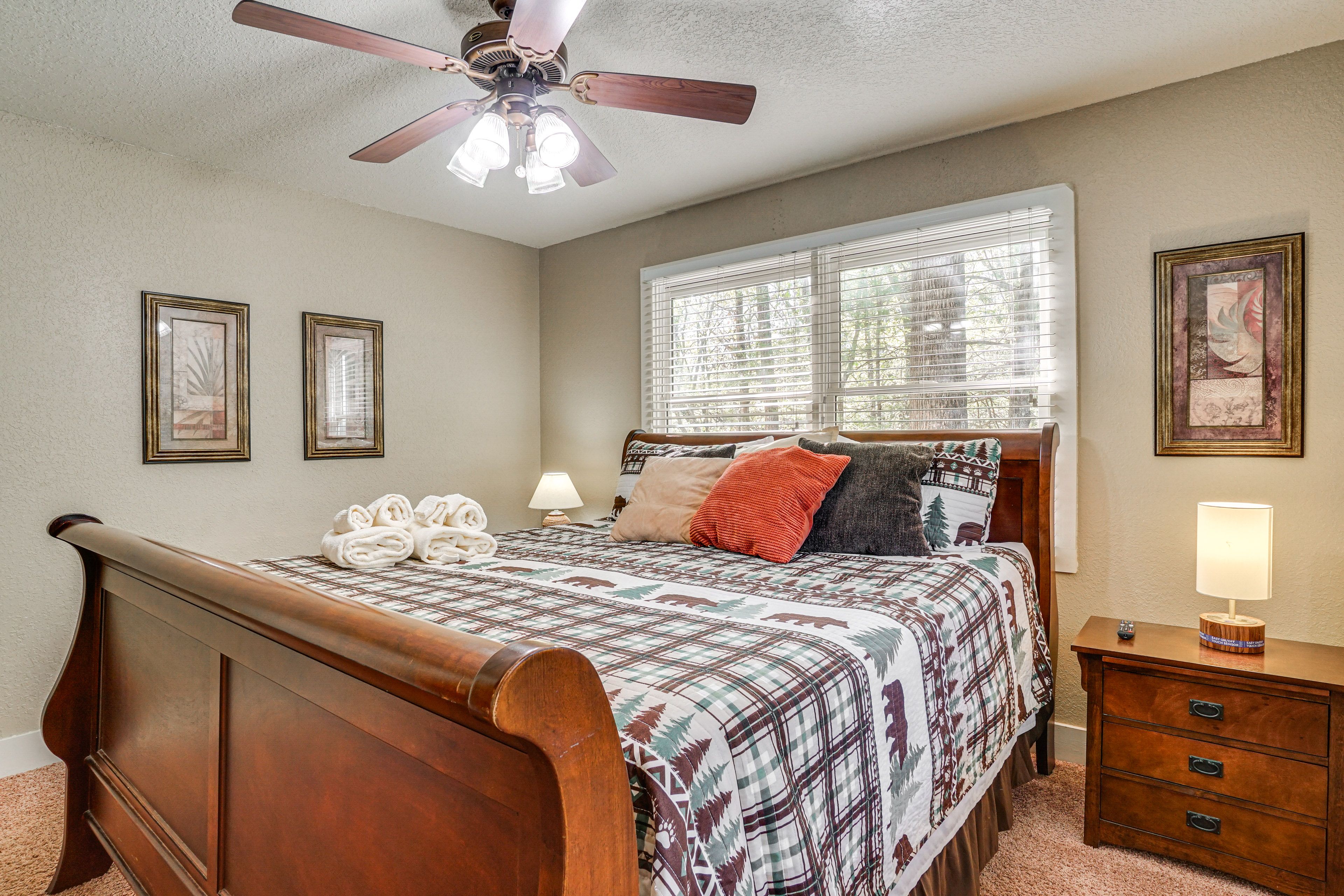 Bedroom 1 | 1st Floor | King Bed