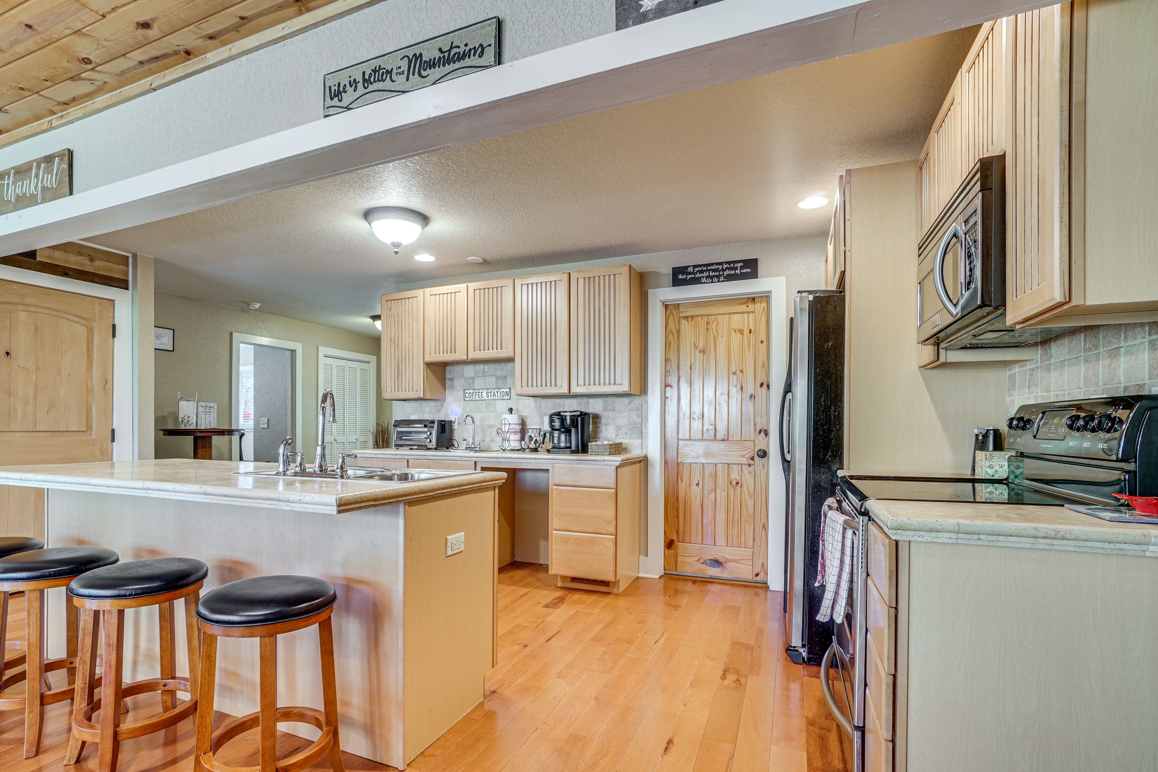 Breakfast Bar | 1st Floor