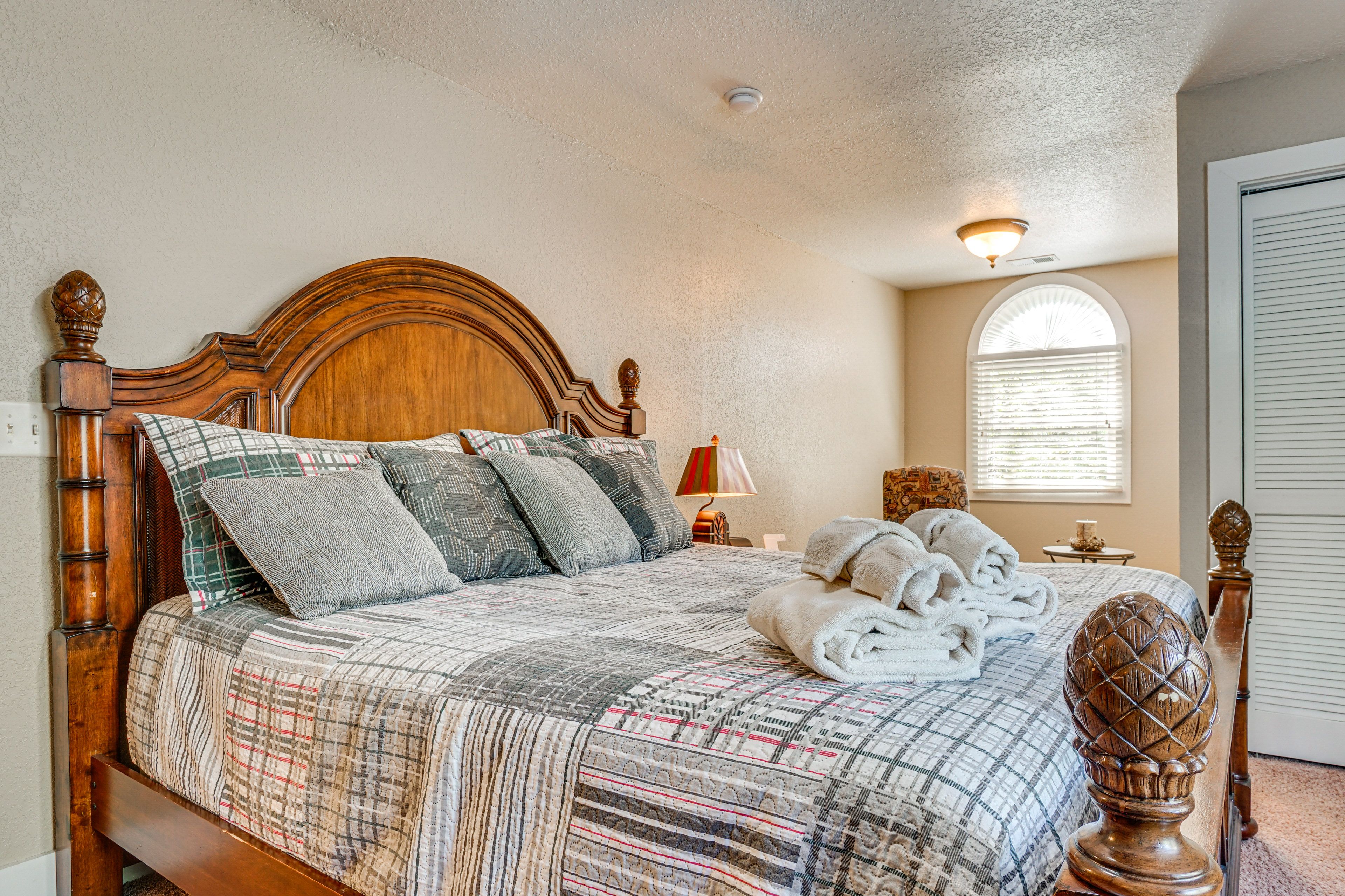 Bedroom 3 | 2nd Floor | King Bed