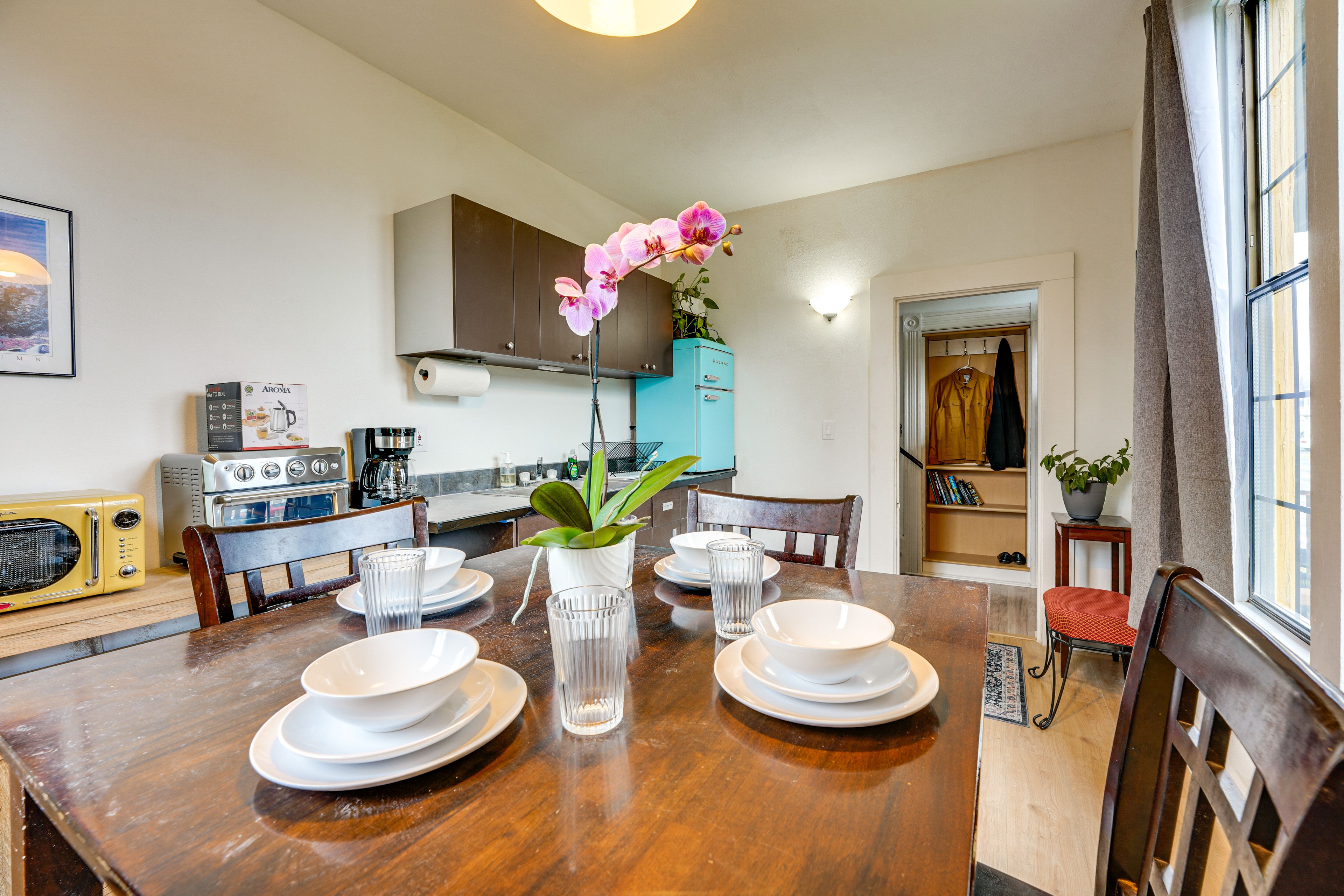 Dining Area | 1st Floor