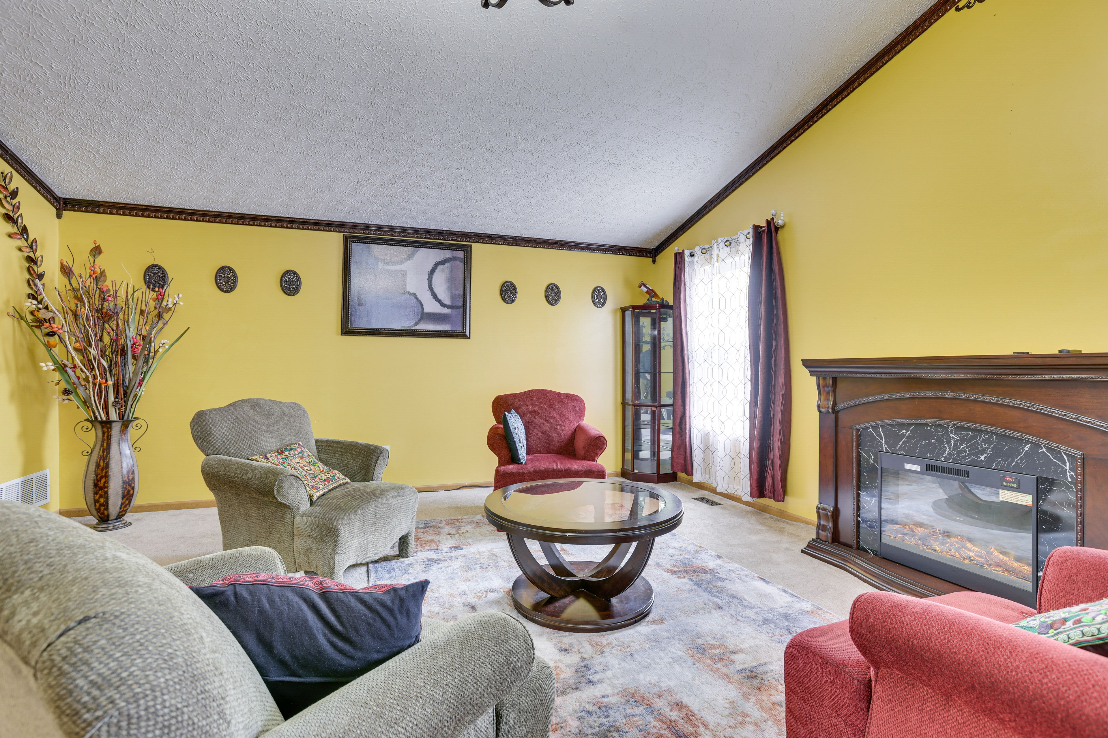 Living Room | 1st Floor