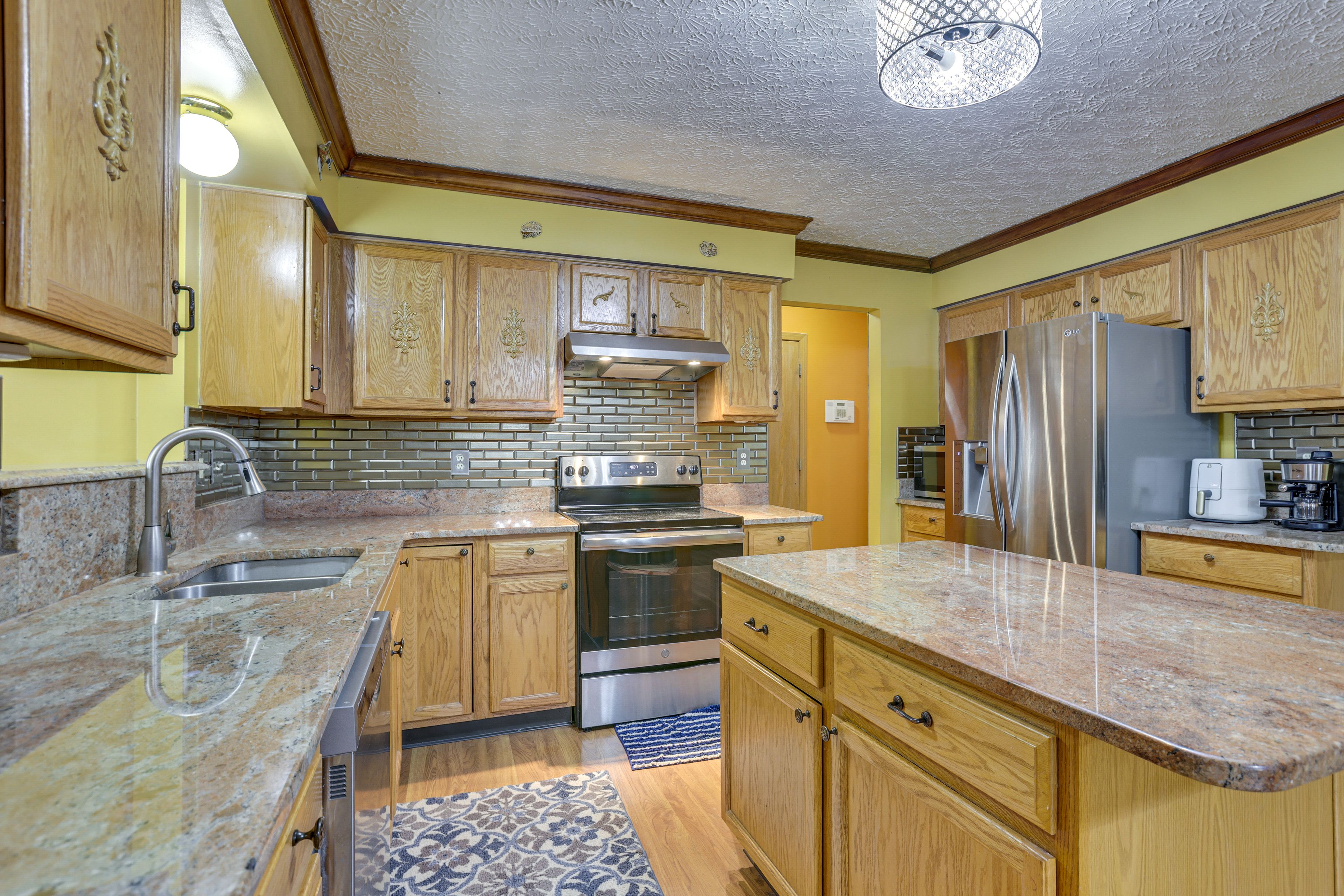 Kitchen | 1st Floor