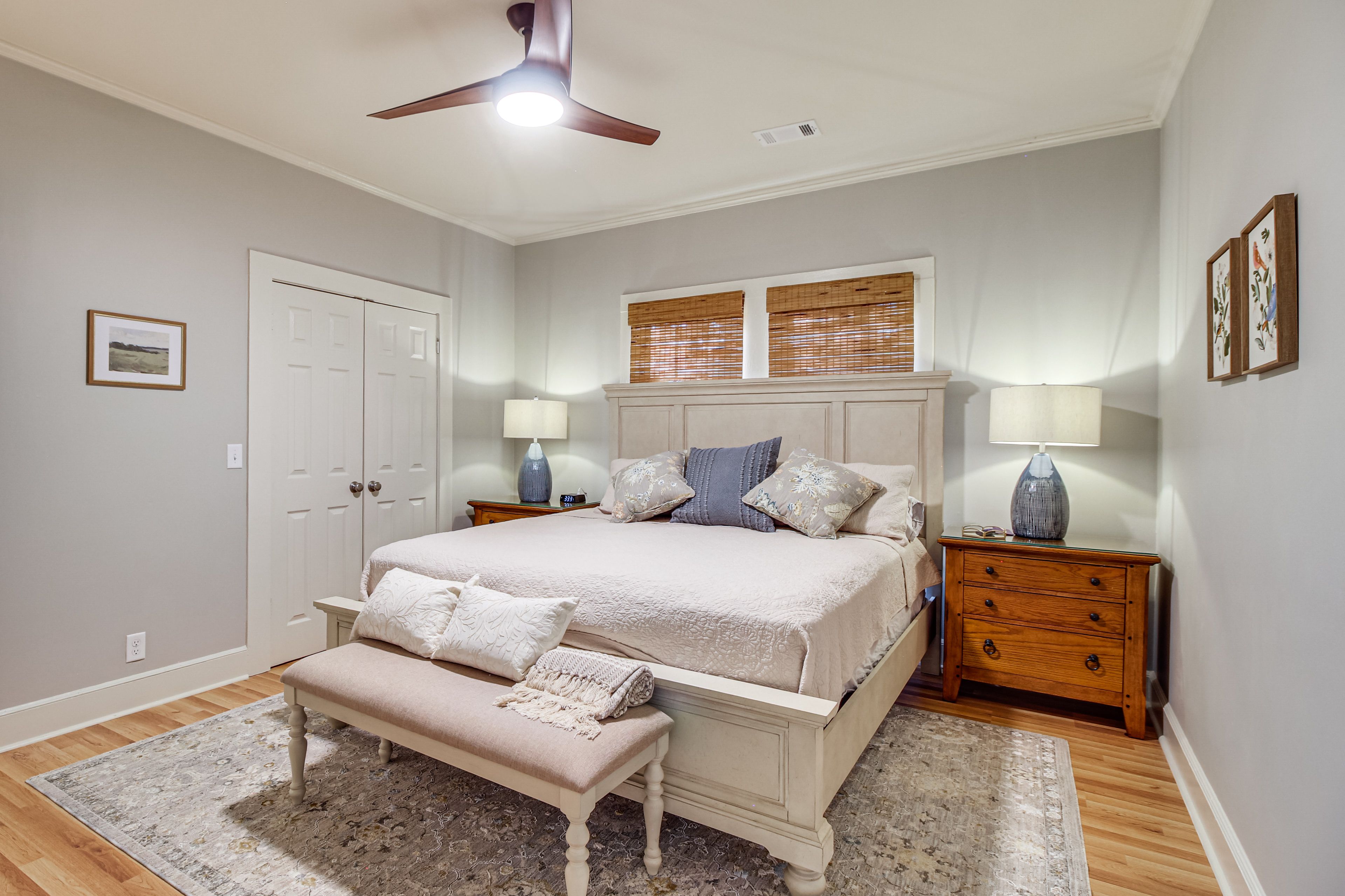 Bedroom 1 | King Bed