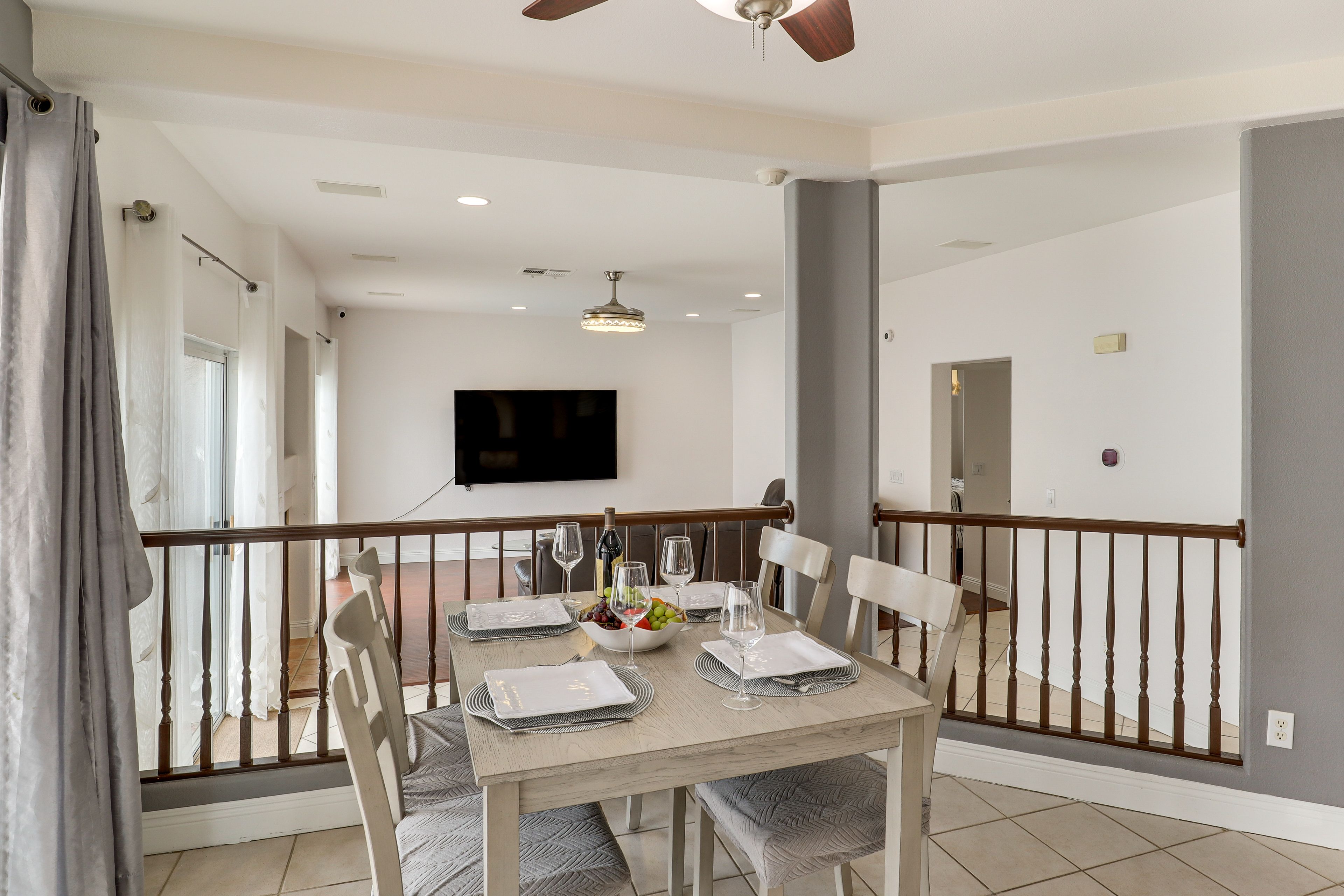 Kitchen Table | Main Level