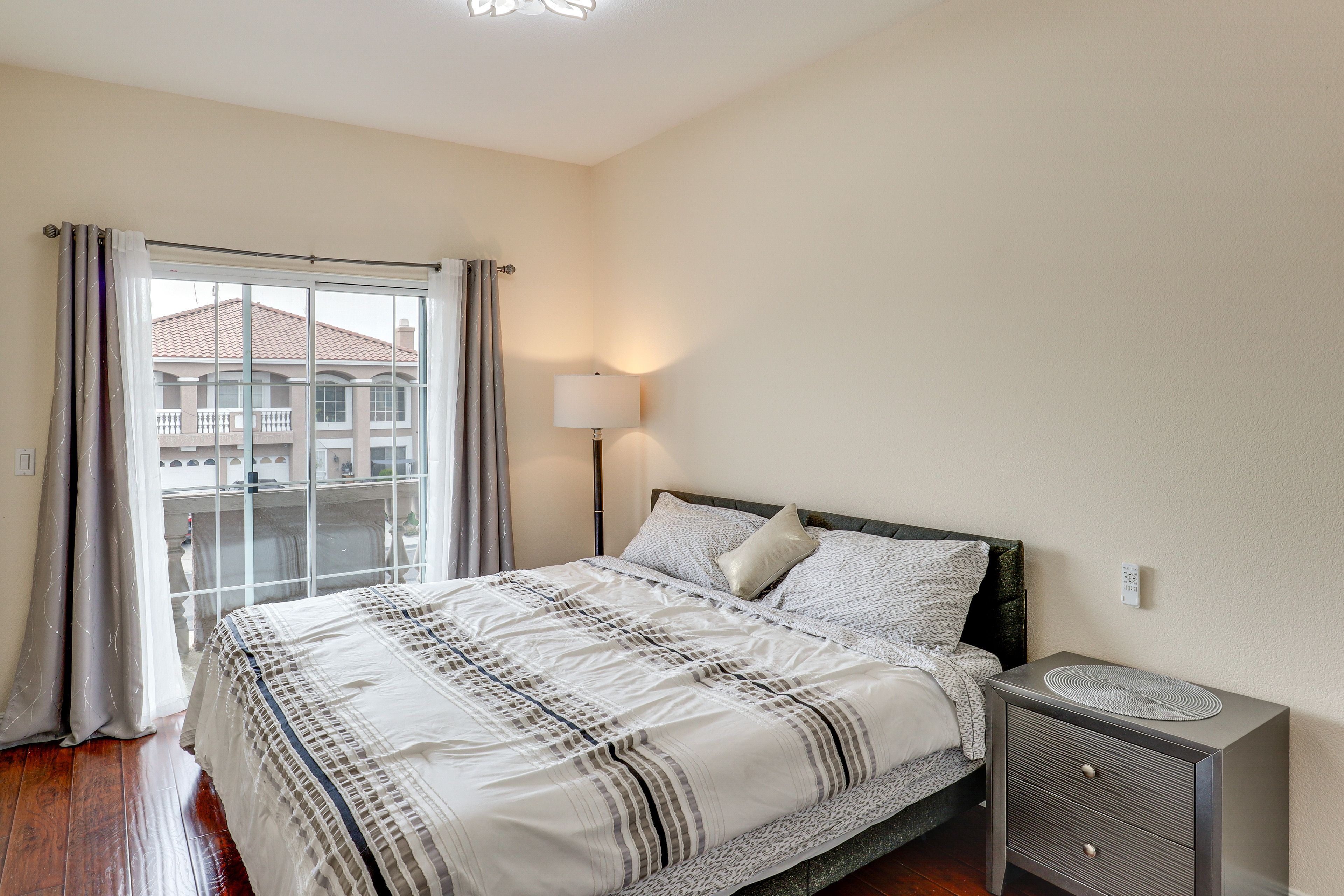 Bedroom 5 | Upper Level | King Bed