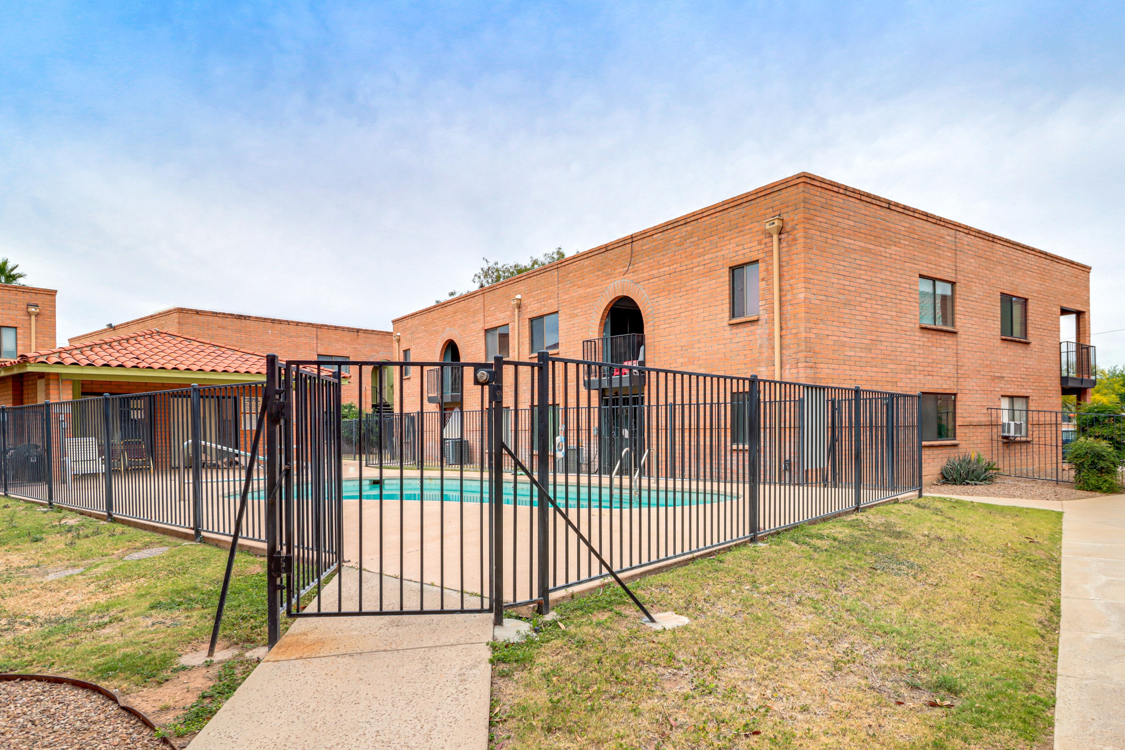 Columbus Park Community Pool