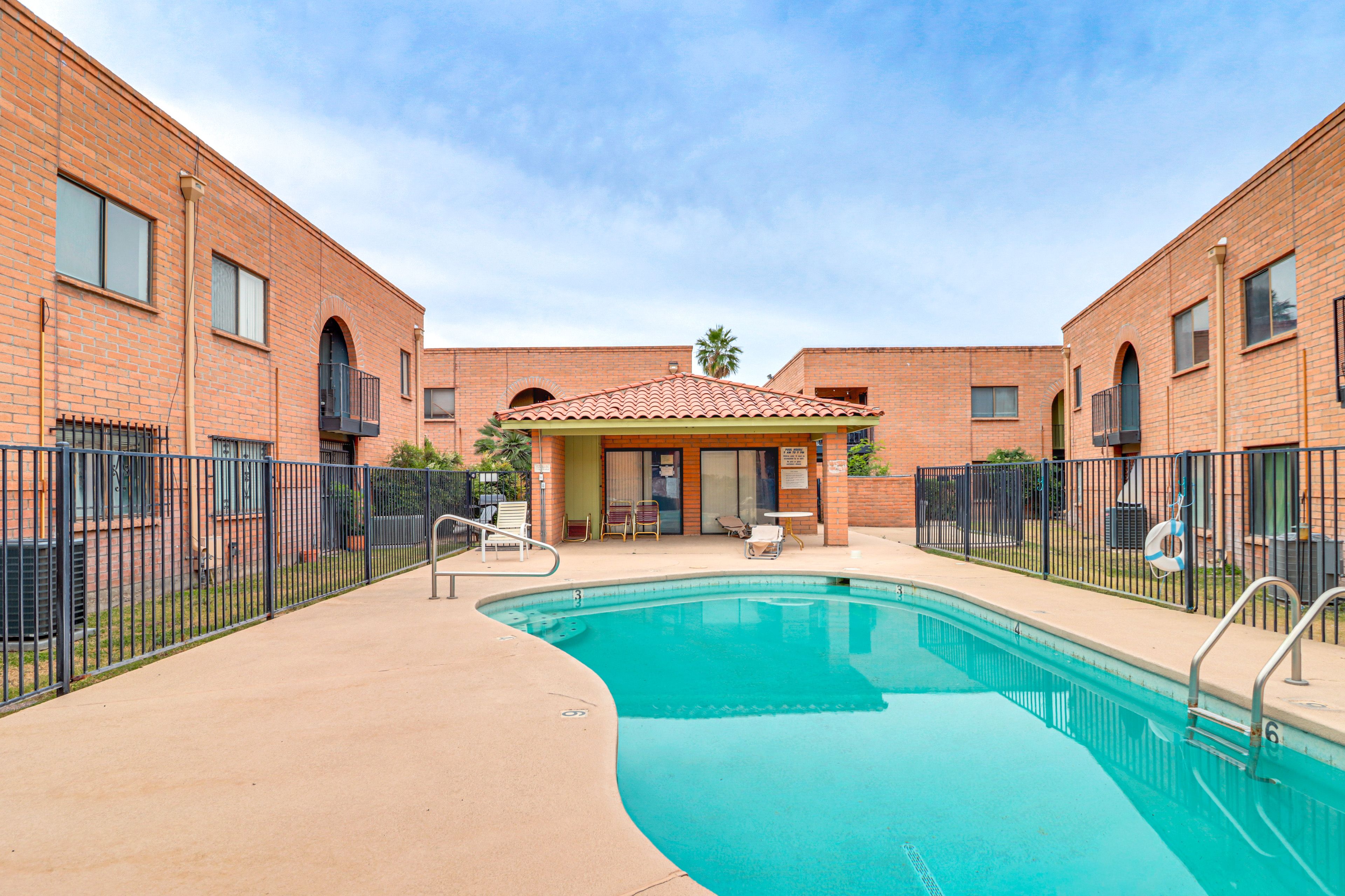 Columbus Park Community Pool