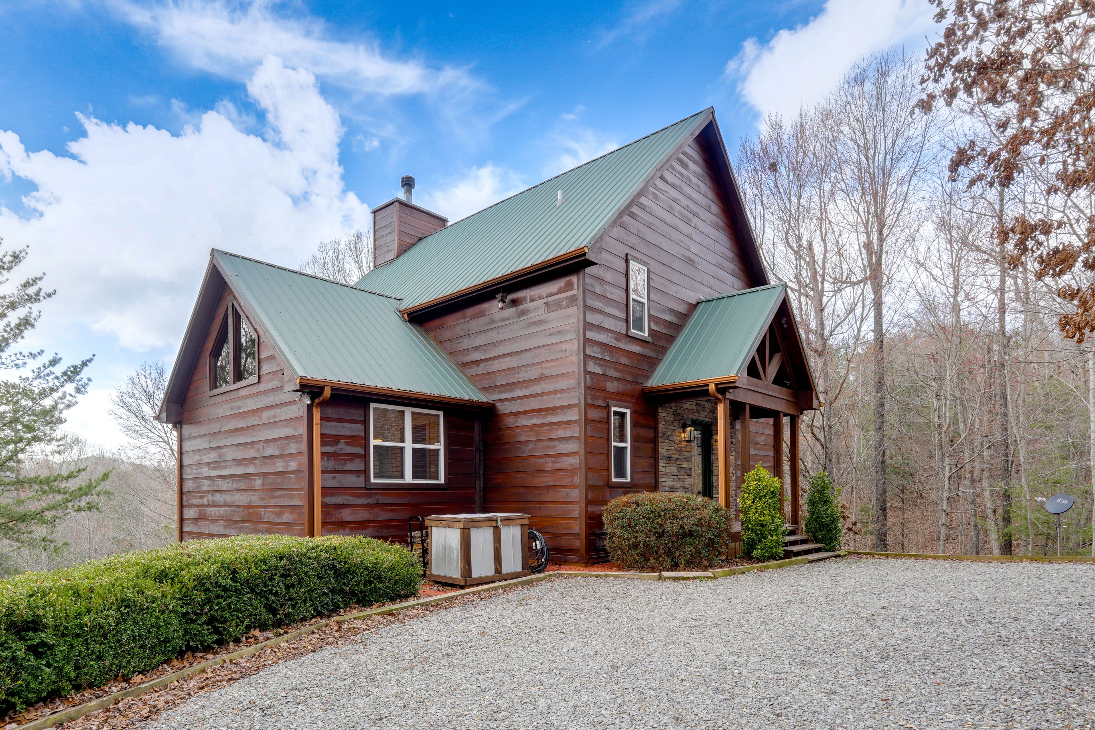 Parking | Driveway (4 Vehicles)