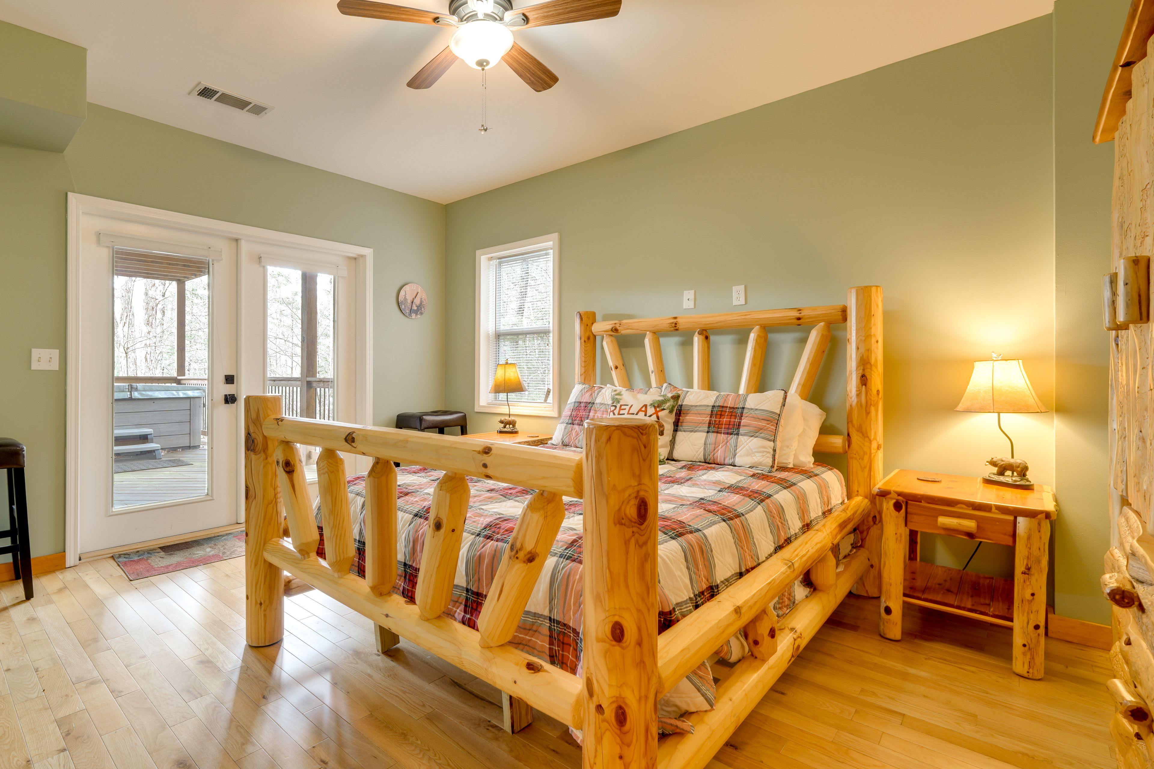 Bedroom 3 | Queen Bed | Lower Level