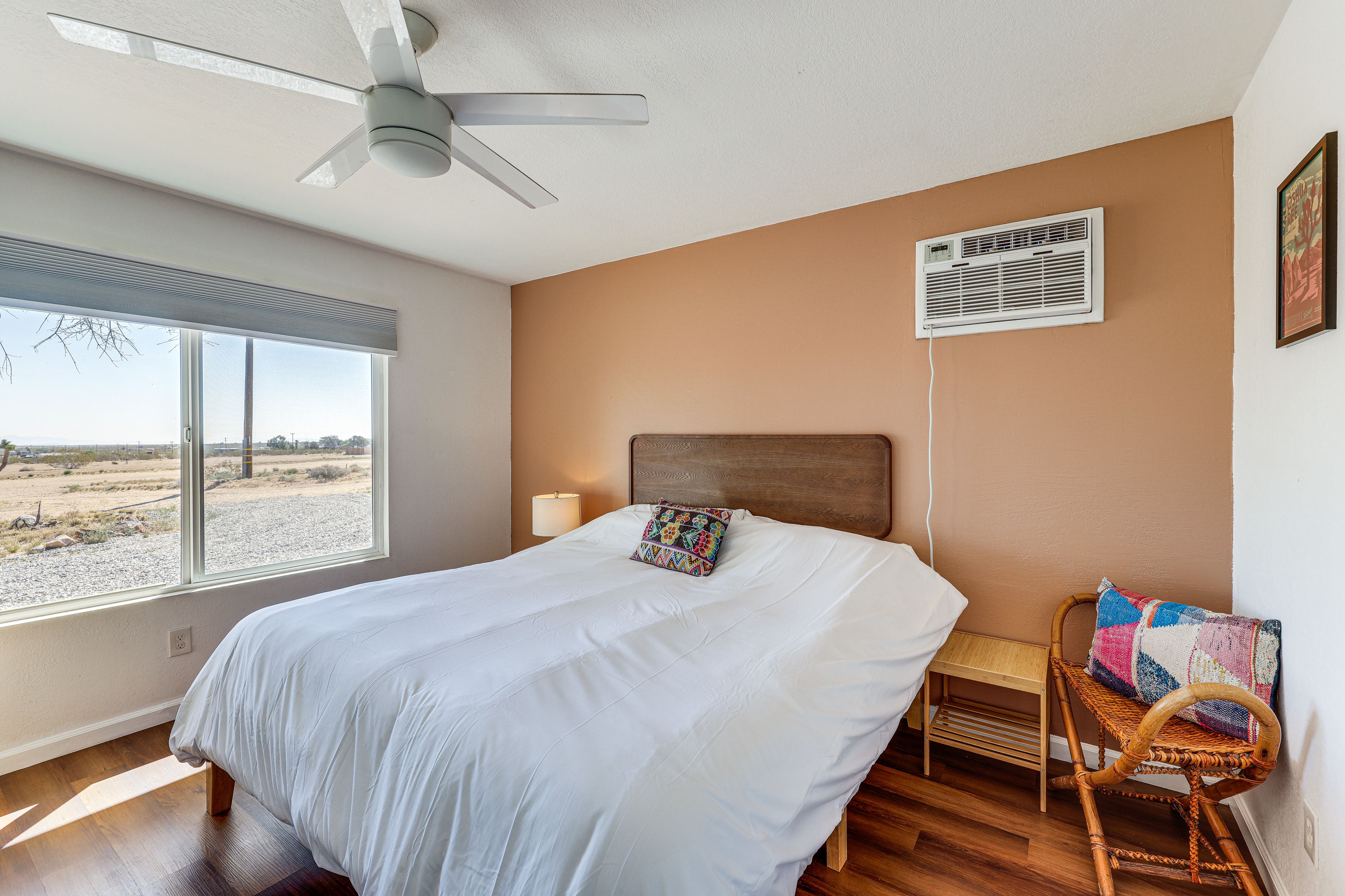 Bedroom 1 | King Bed