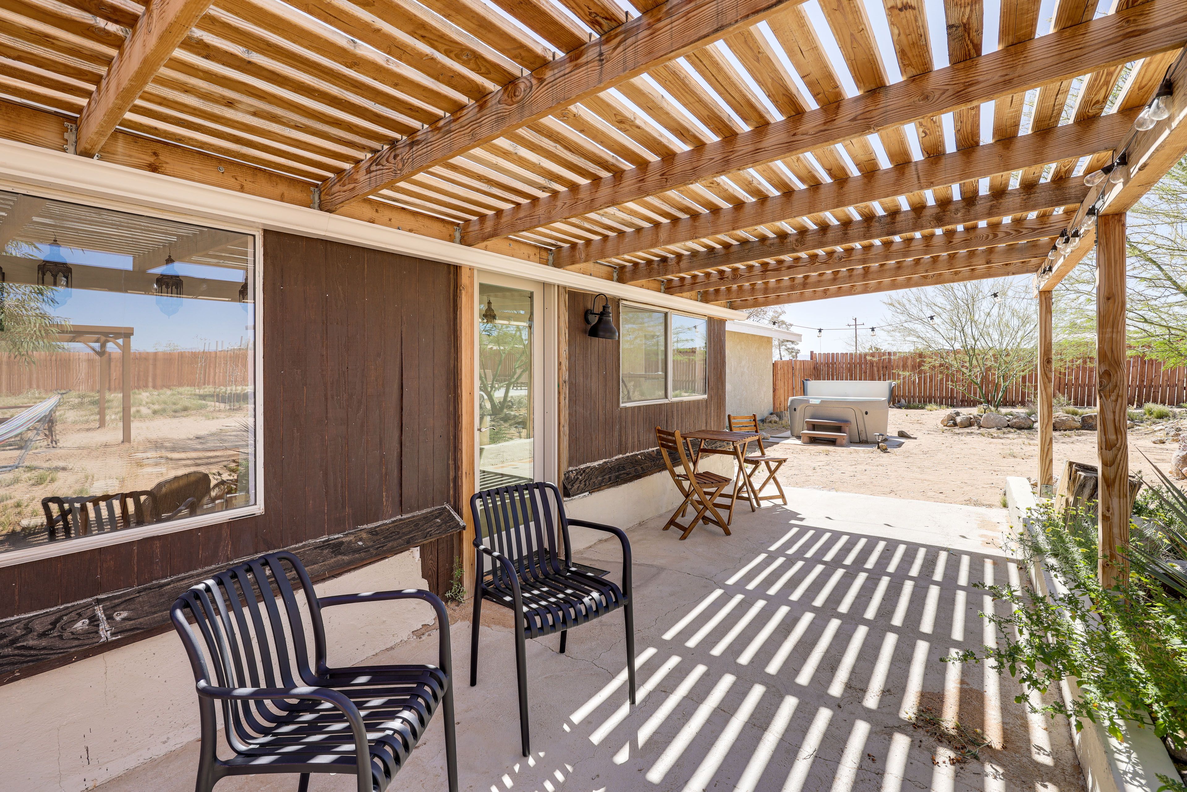 Furnished Patio w/ Pergola