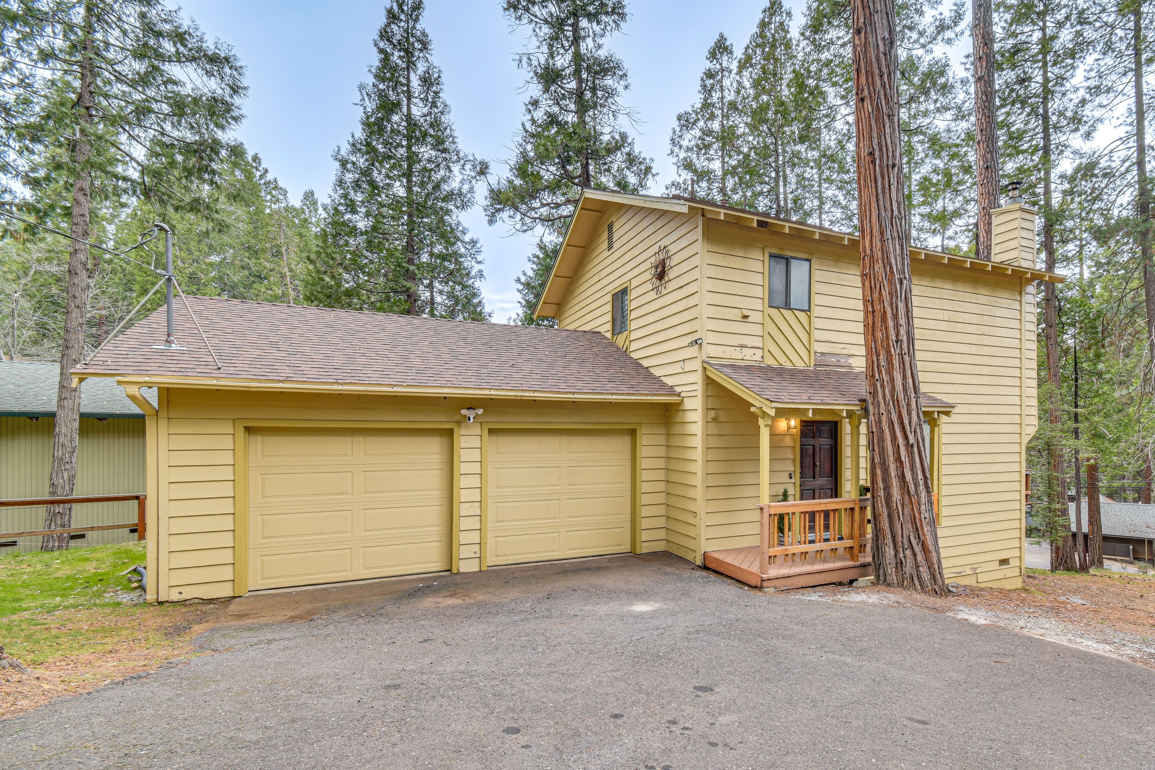 Parking | Driveway (3 Vehicles) | Street-Side Parking (2 Vehicles)