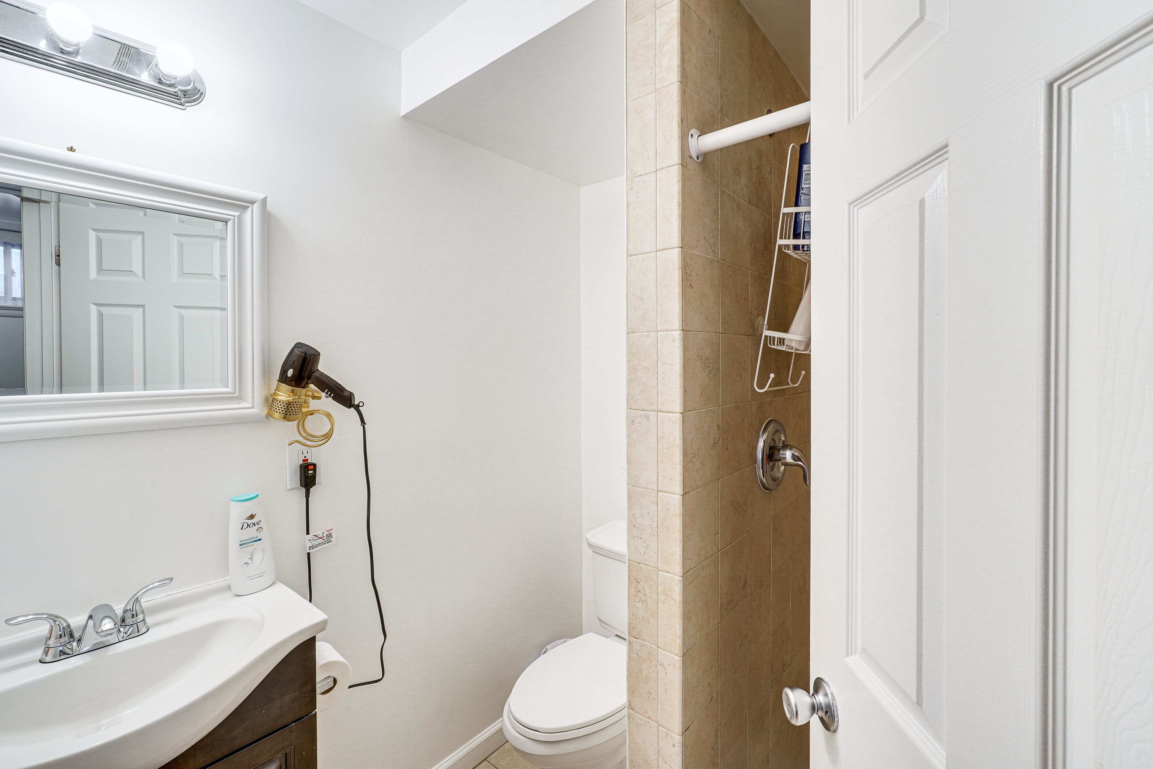 Full Bathroom | Basement