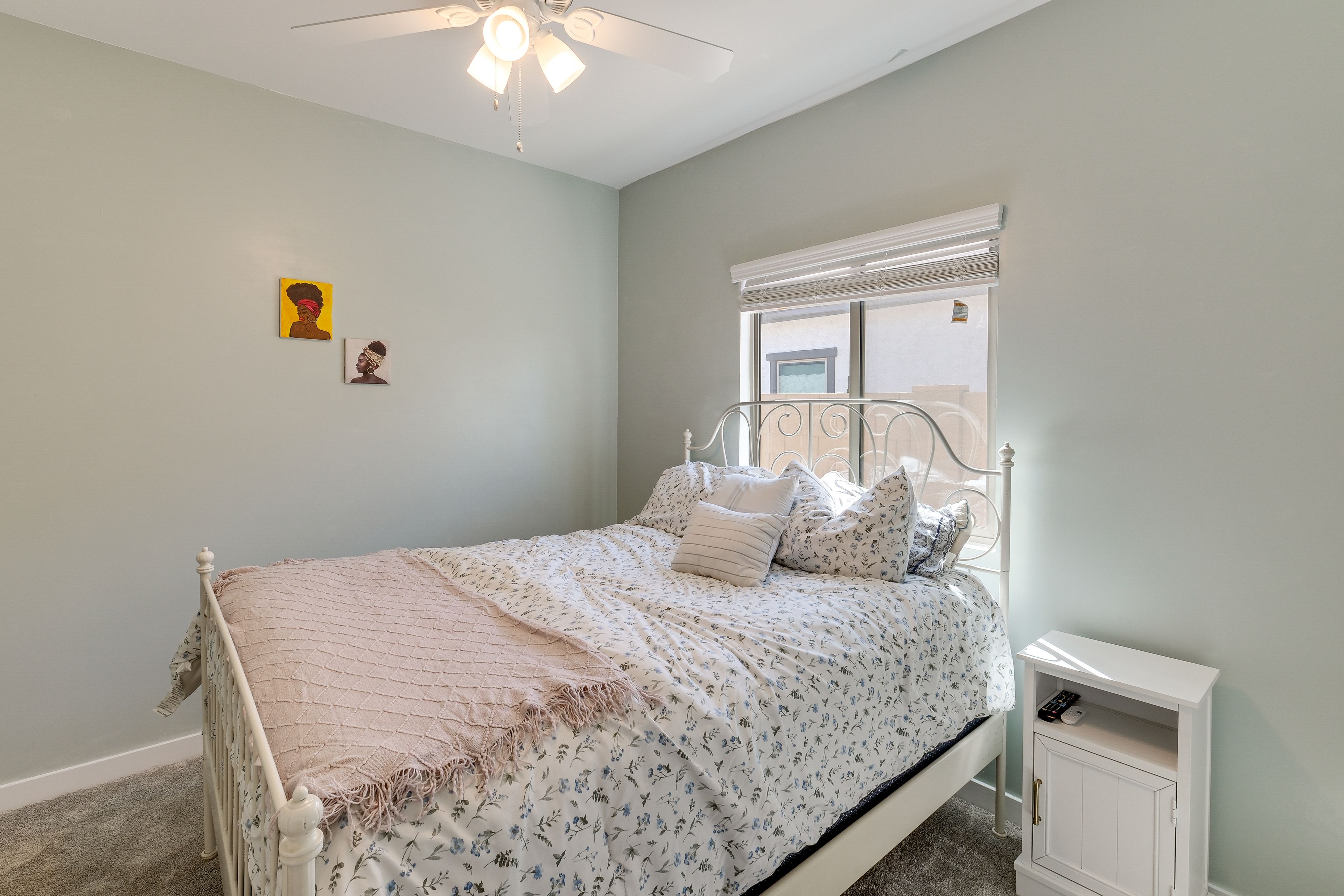 Bedroom 1 | Queen Bed