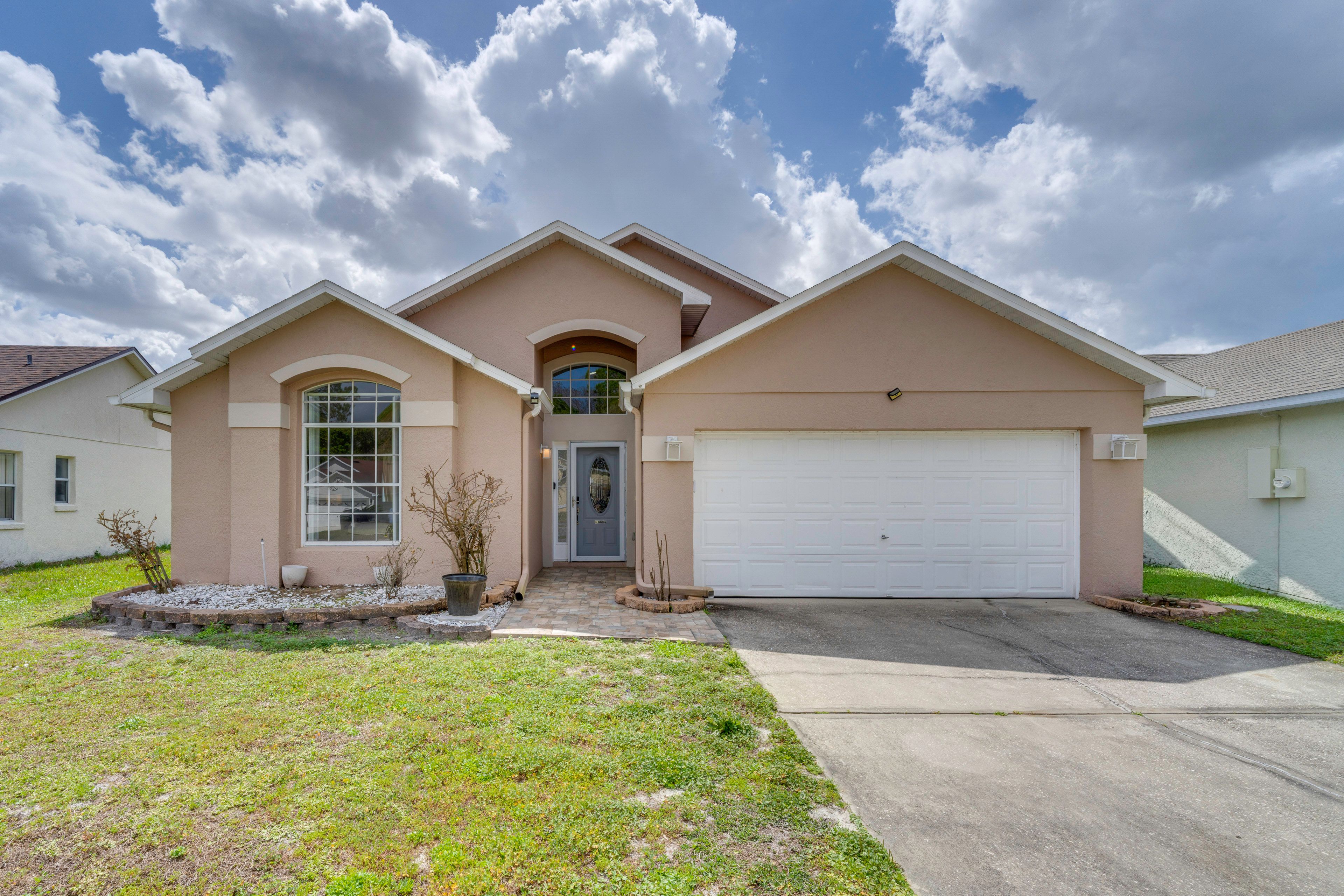 Property Exterior | Water Views | Spacious Yard