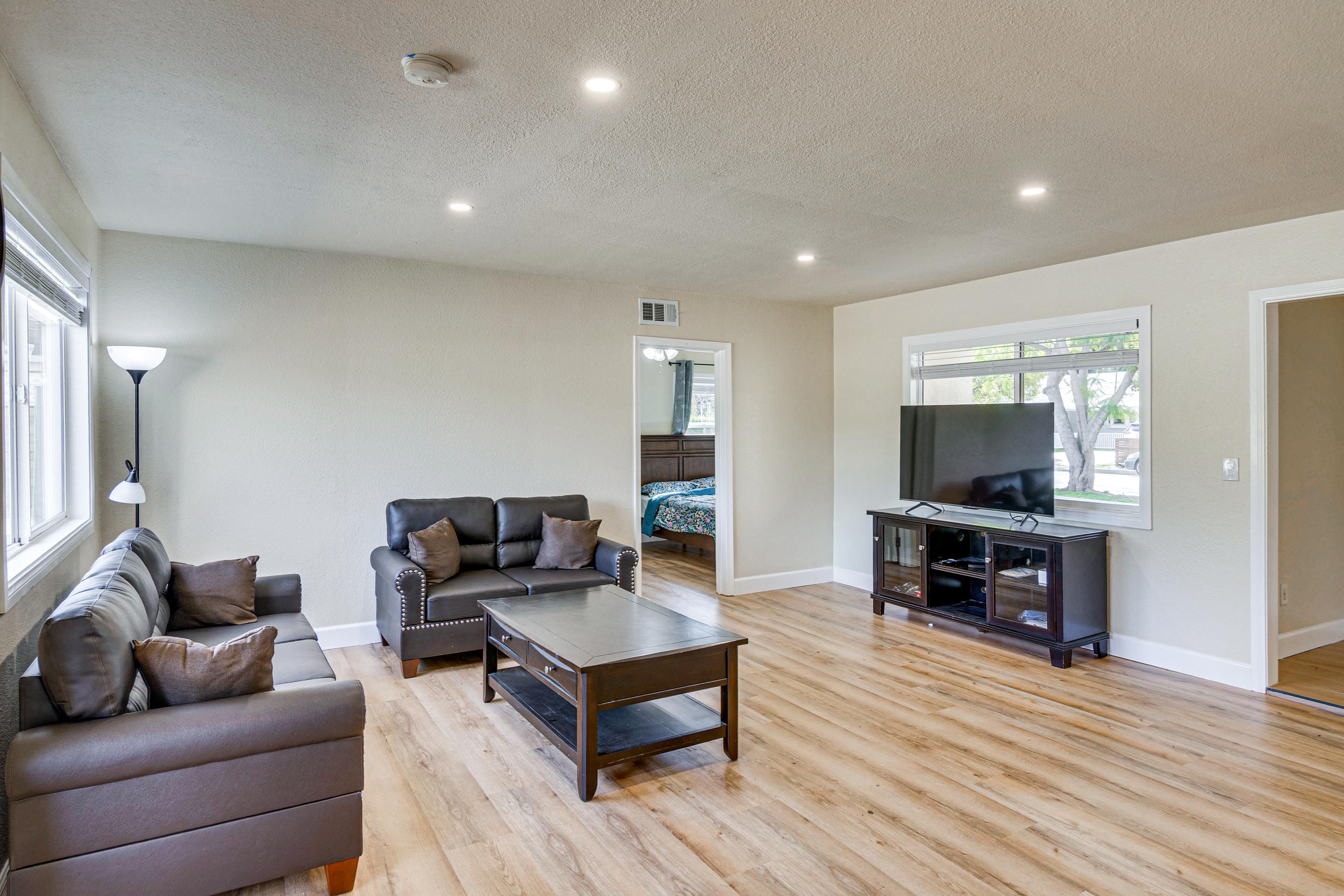 Los Angeles Vacation Rental | 3BR | 2BA | 1,840 Sq Ft