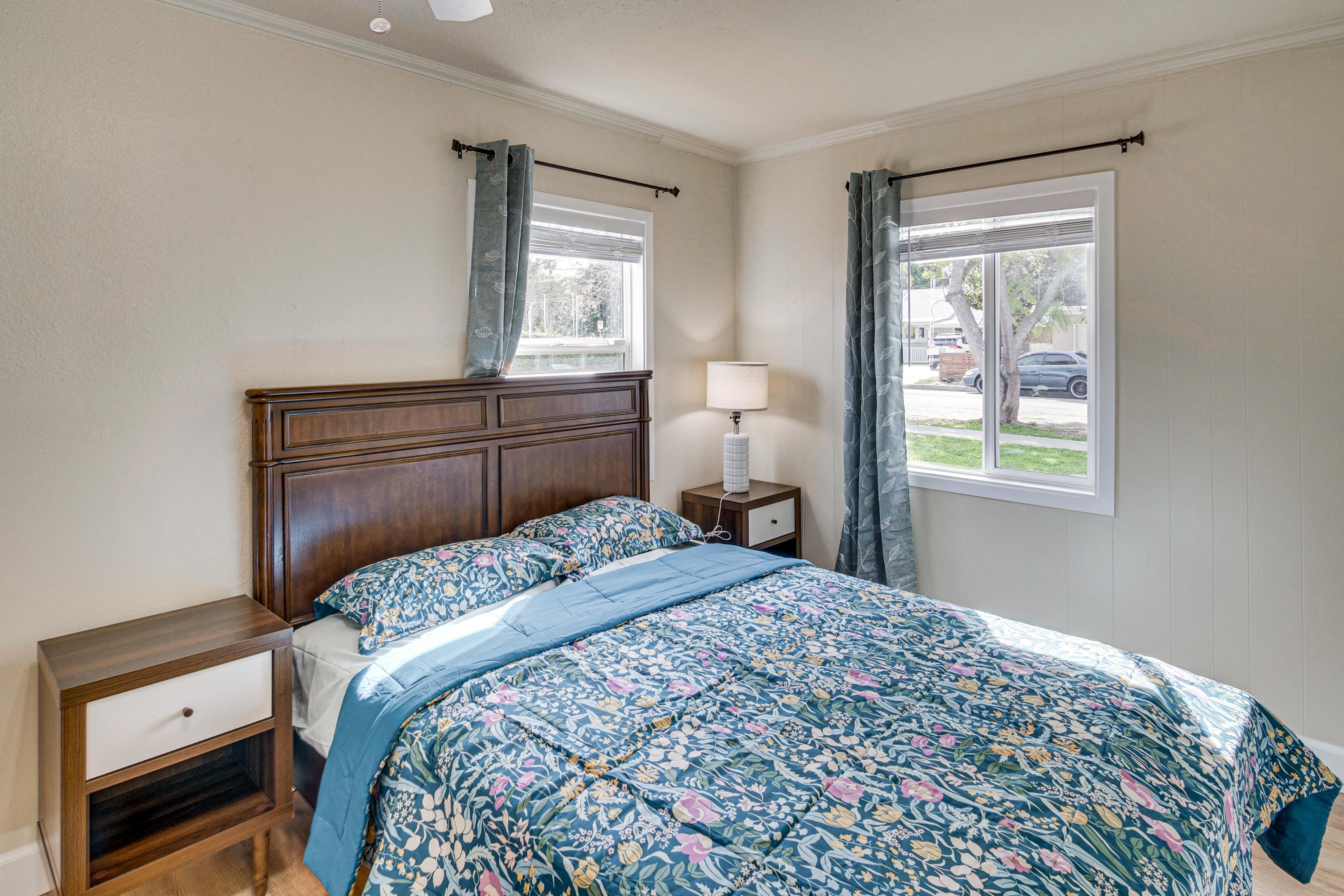 Bedroom 3 | Queen Bed