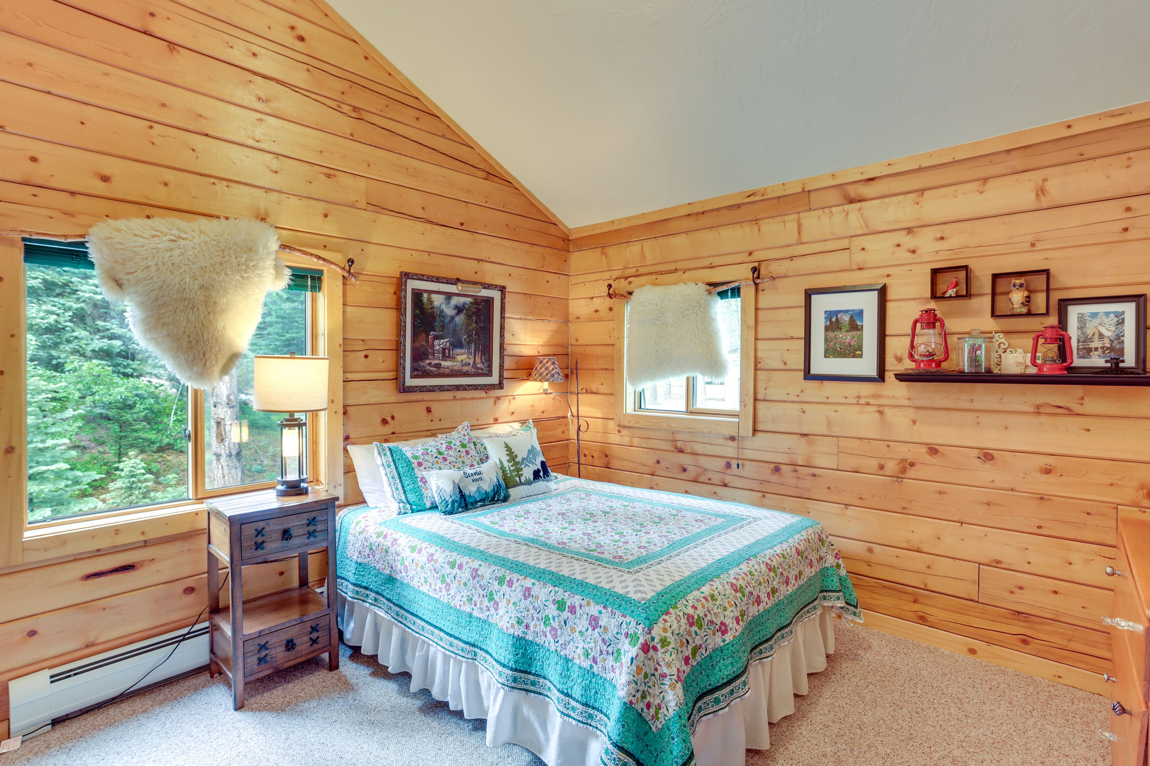 Bedroom 3 | Queen Bed | 2nd Floor